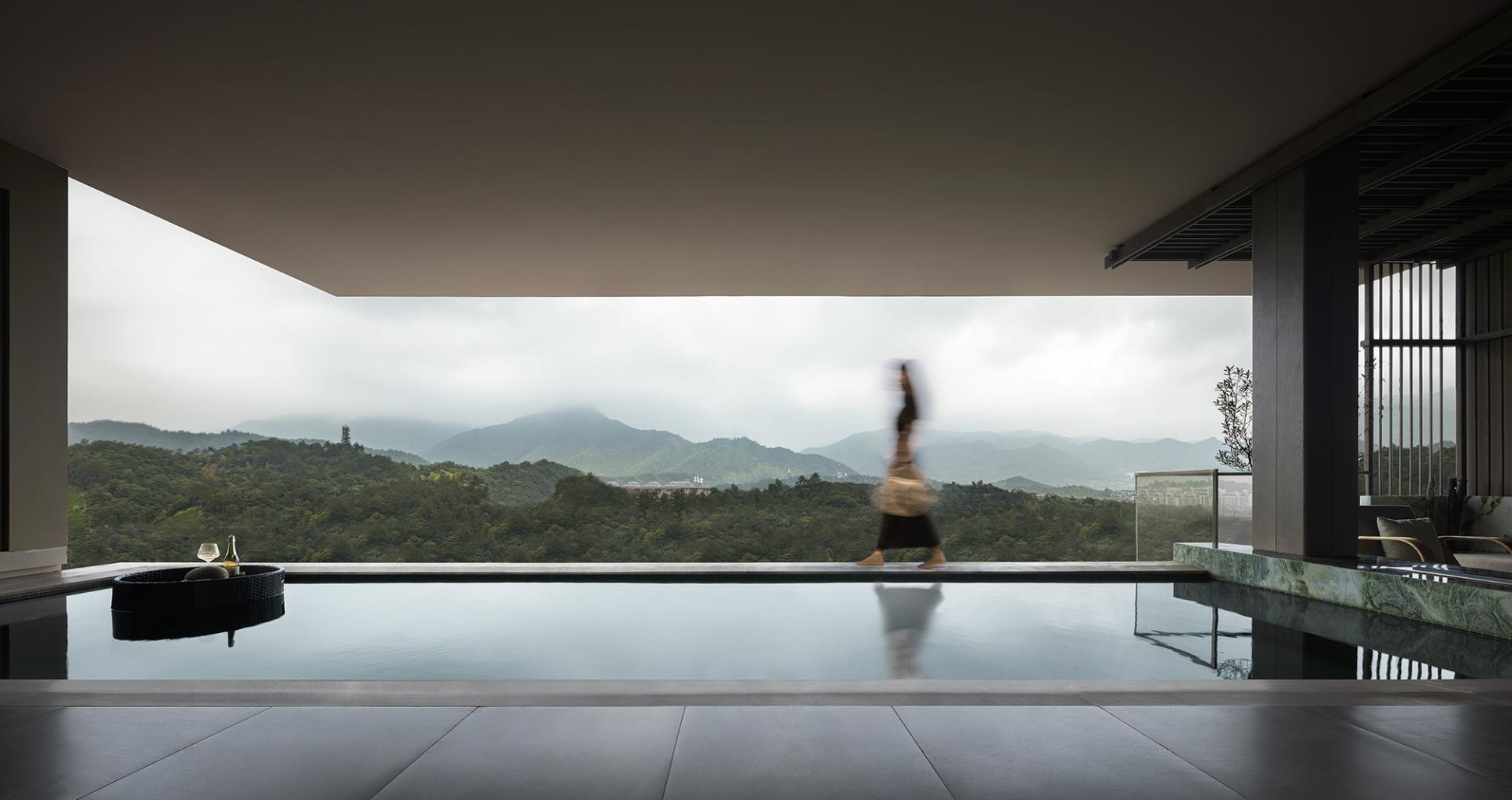 London Design Awards Winner - Floating Villa at Greentown Moon on Valley