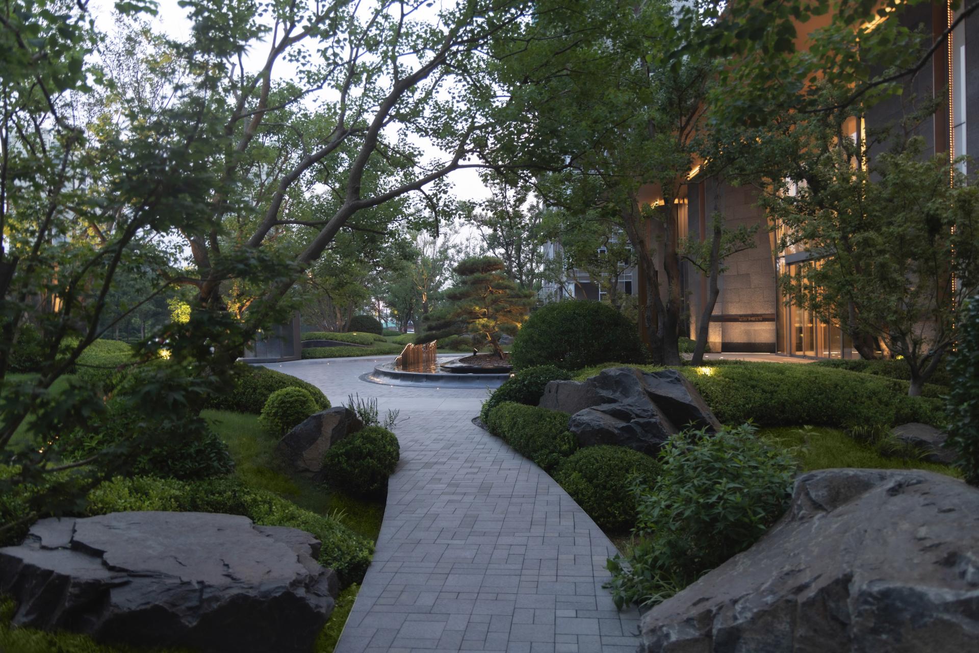 London Design Awards Winner - Grand Mansion