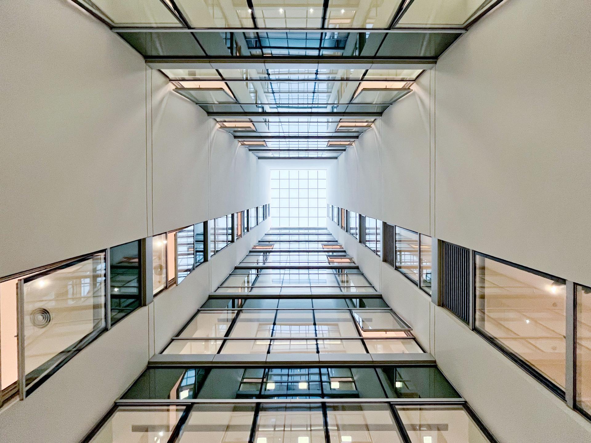 London Design Awards Winner - Liaoning Eyer Eye Hospital and Headquarters