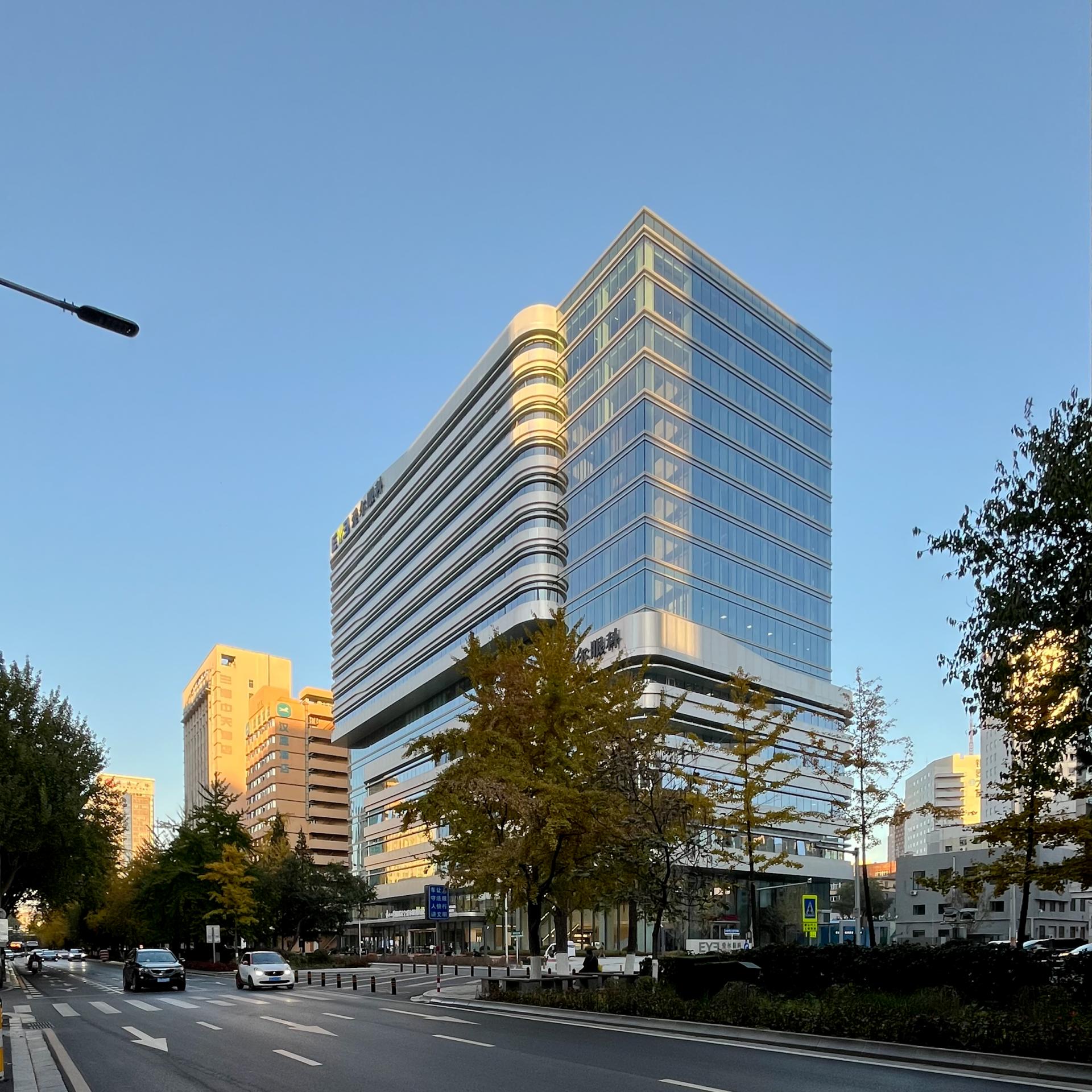 London Design Awards Winner - Liaoning Eyer Eye Hospital and Headquarters