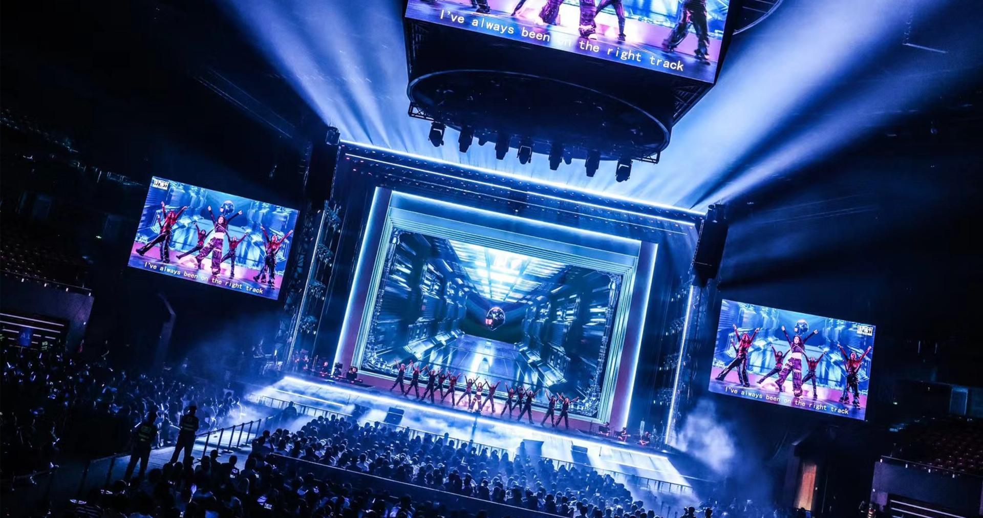 London Design Awards Winner - Zhang Bichen Concert Lighting Design