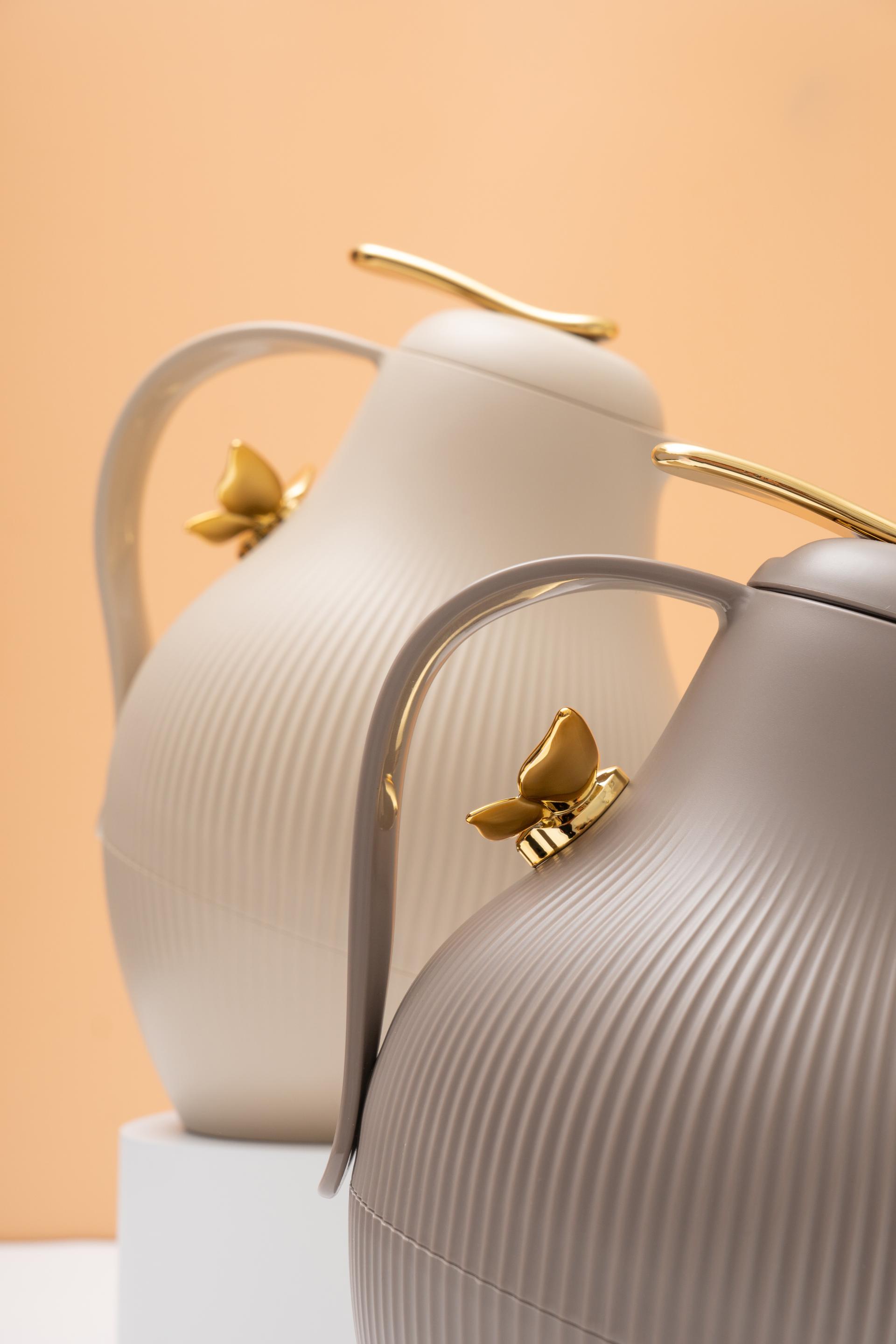 London Design Awards Winner - Butterfly Thermal Insulated Kettle