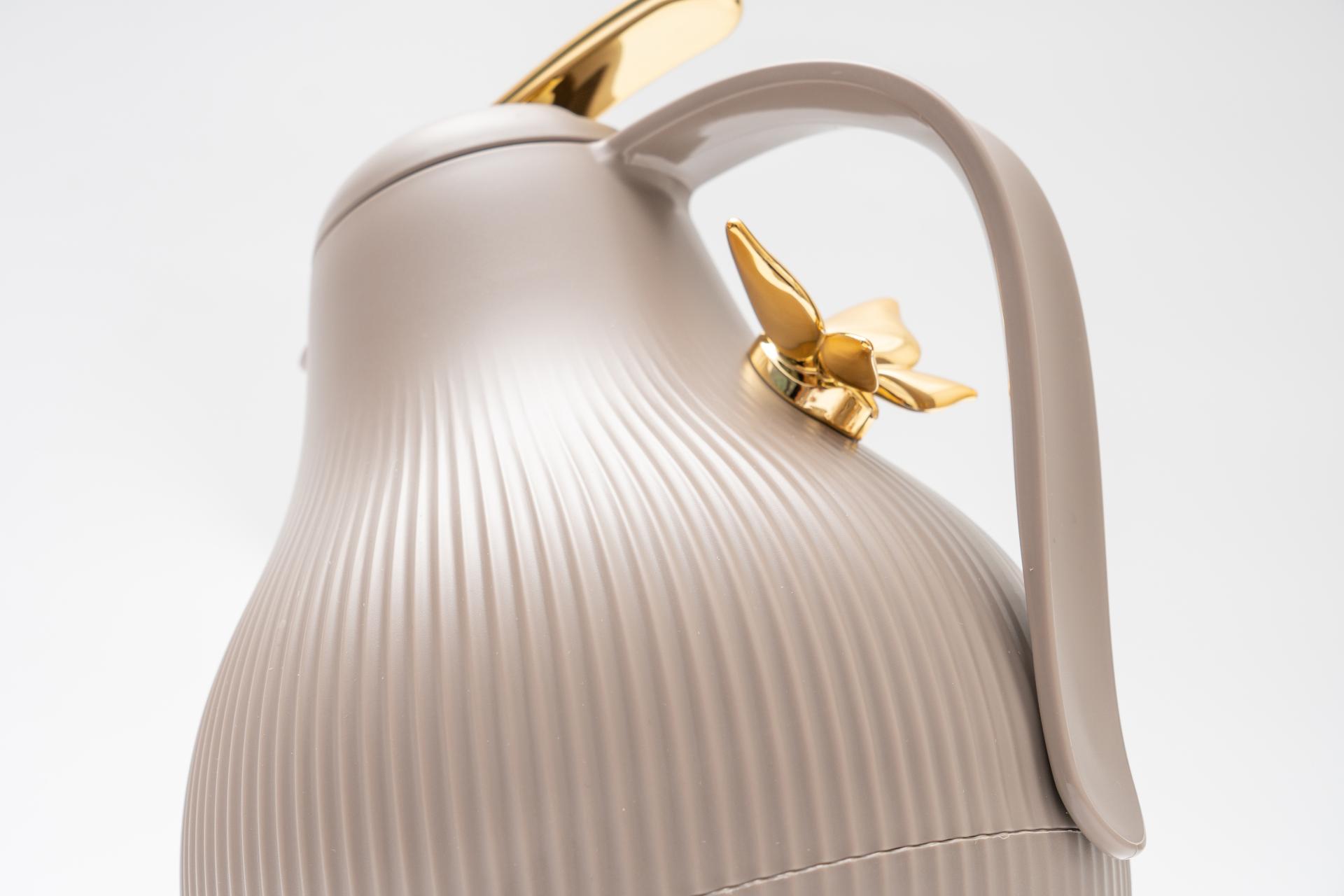 London Design Awards Winner - Butterfly Thermal Insulated Kettle