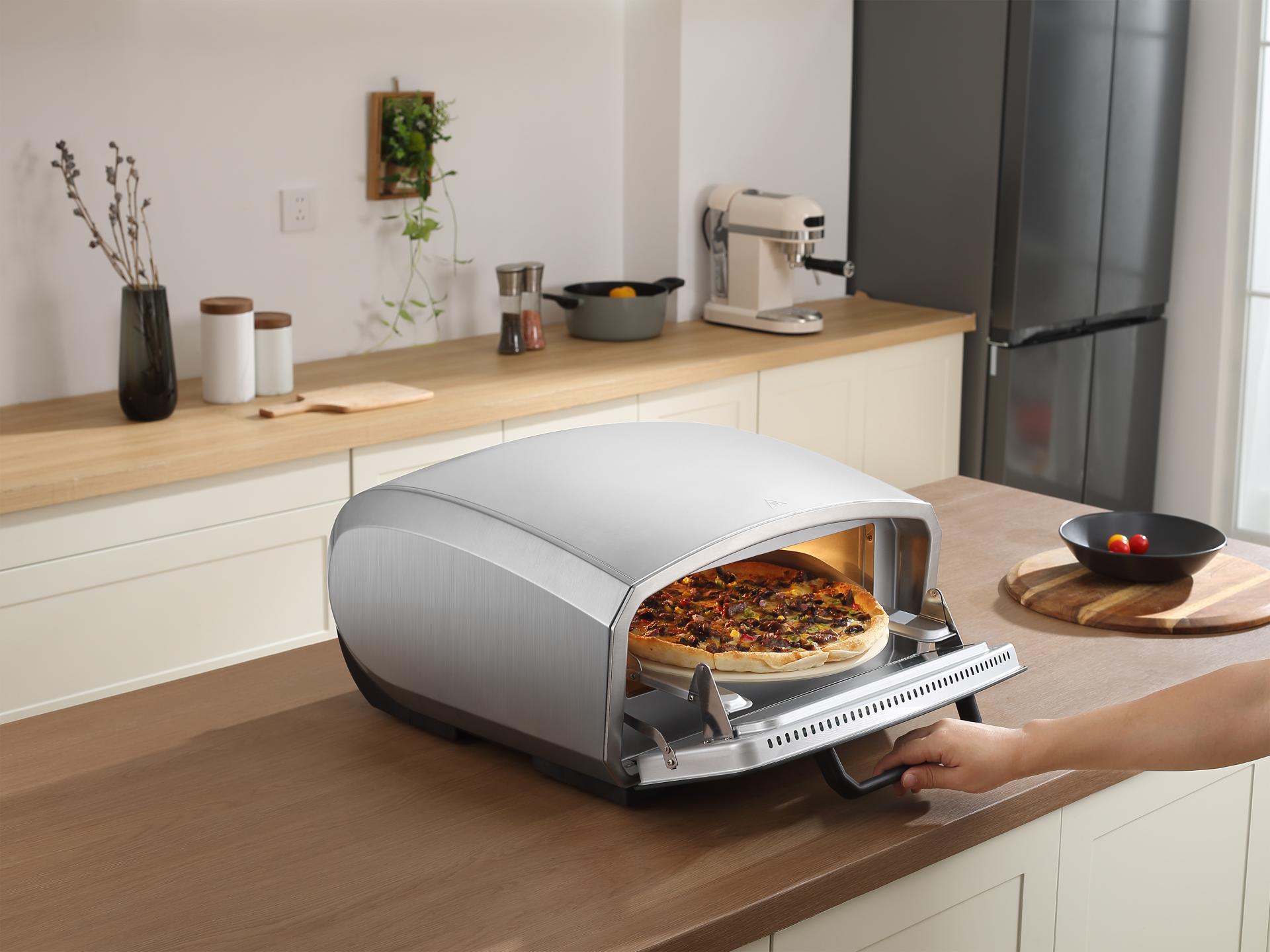 London Design Awards Winner - Outdoor and indoor pizza oven