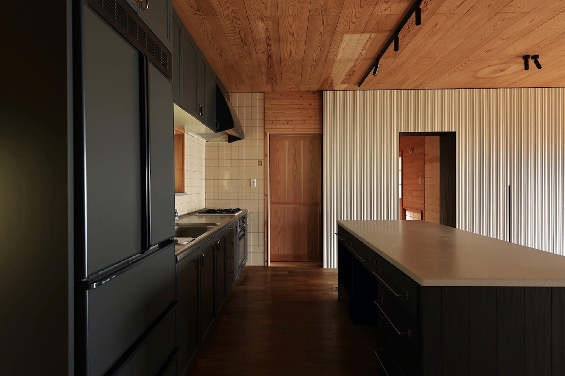 London Design Awards Winner - T Villa