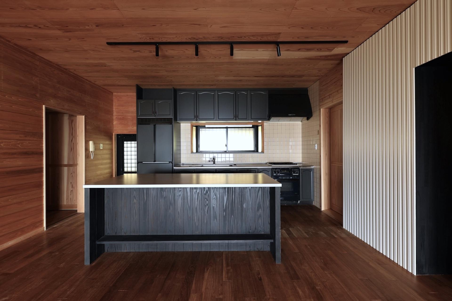 London Design Awards Winner - T Villa