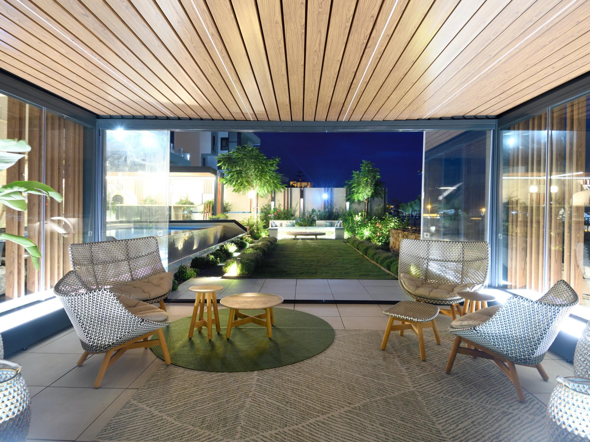 London Design Awards Winner - Jardín Roma
