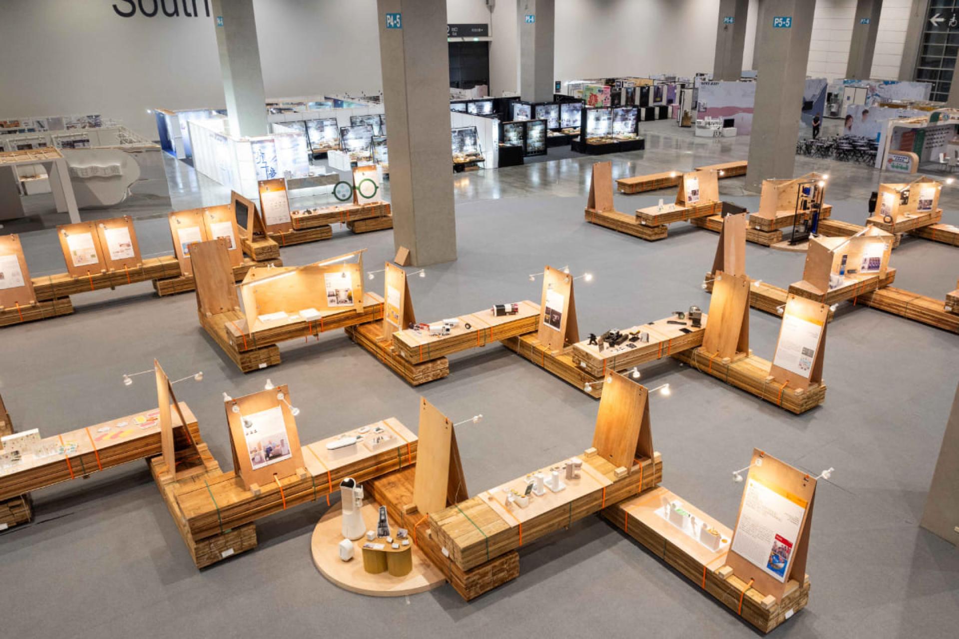 London Design Awards Winner - 2024 Young Designers' Exhibition: Beyond Sustainability