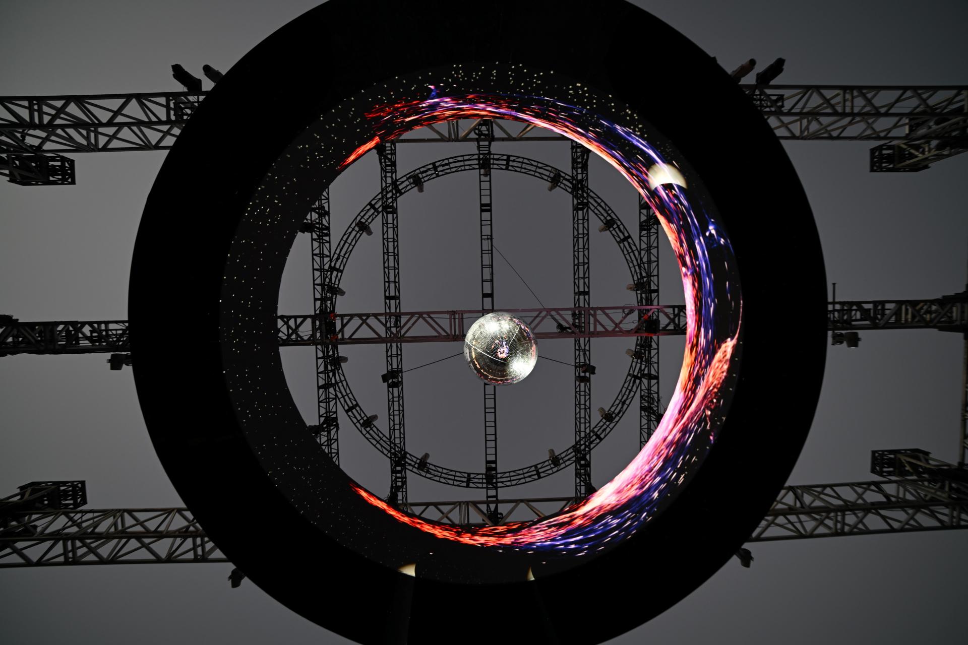 London Design Awards Winner - Ring of Life
