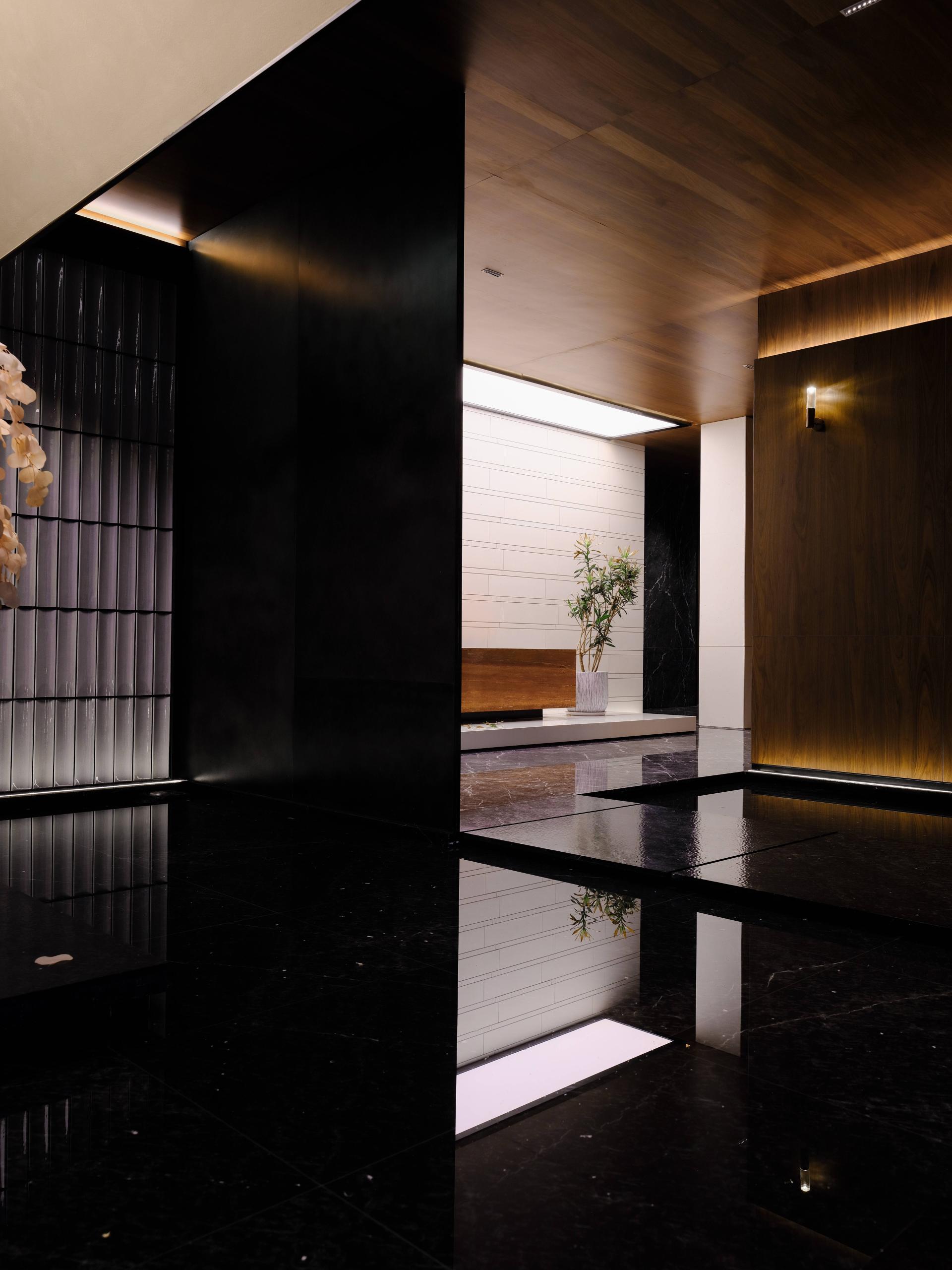 London Design Awards Winner - Yunxi Shuanggu