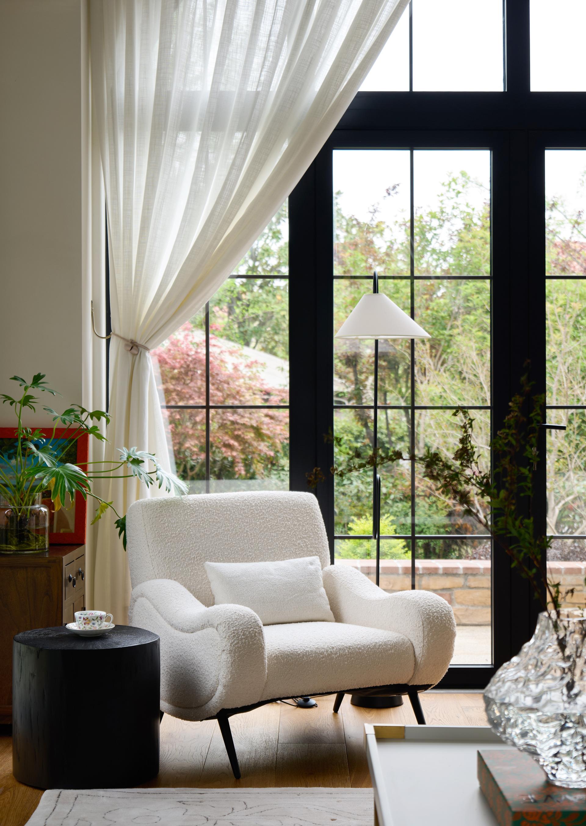 London Design Awards Winner - A relaxing and tranquil villa in Shanghai