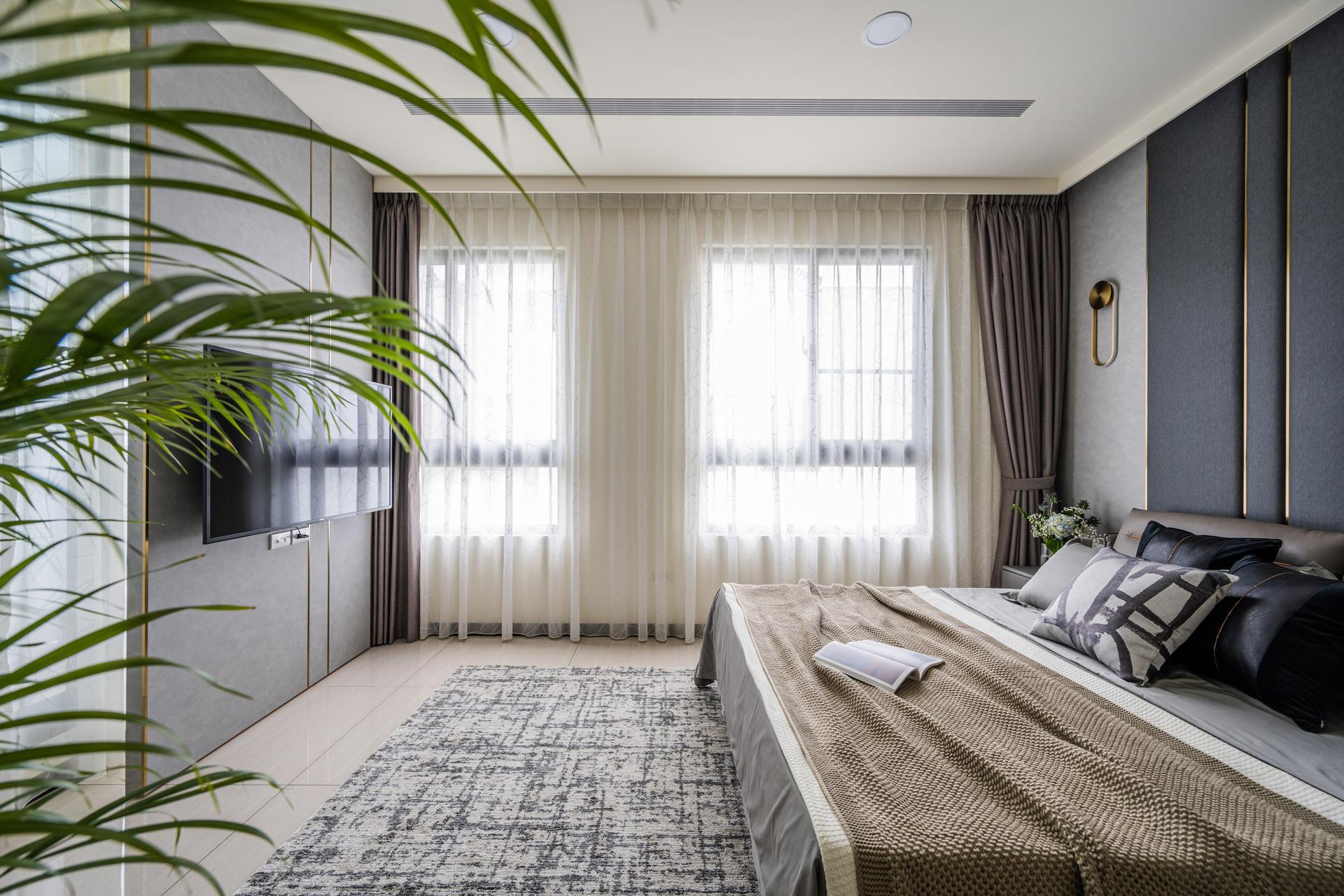 London Design Awards Winner - Gray Melodies