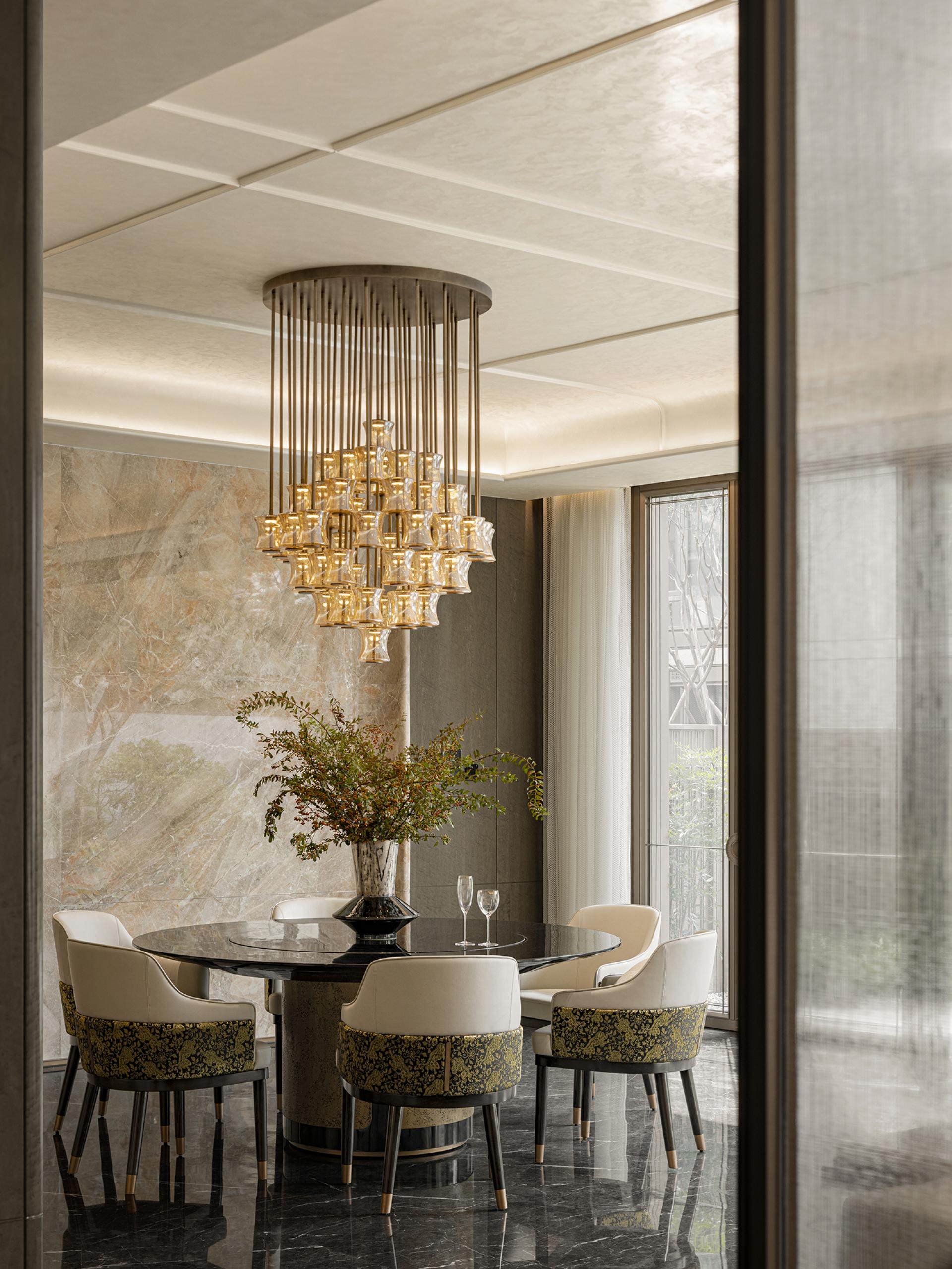 London Design Awards Winner - Greentown Hills Villa