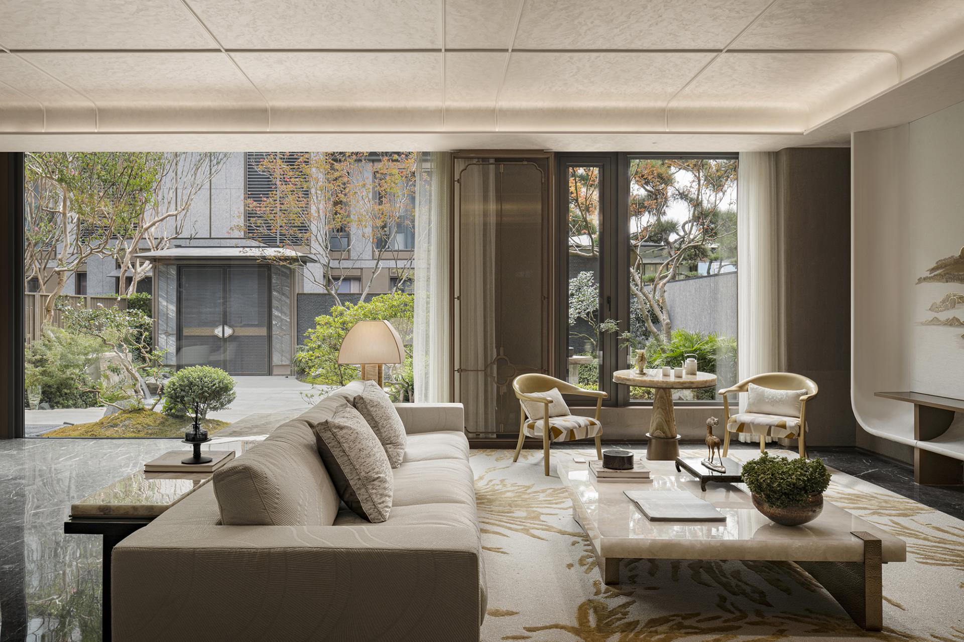 London Design Awards Winner - Greentown Hills Villa