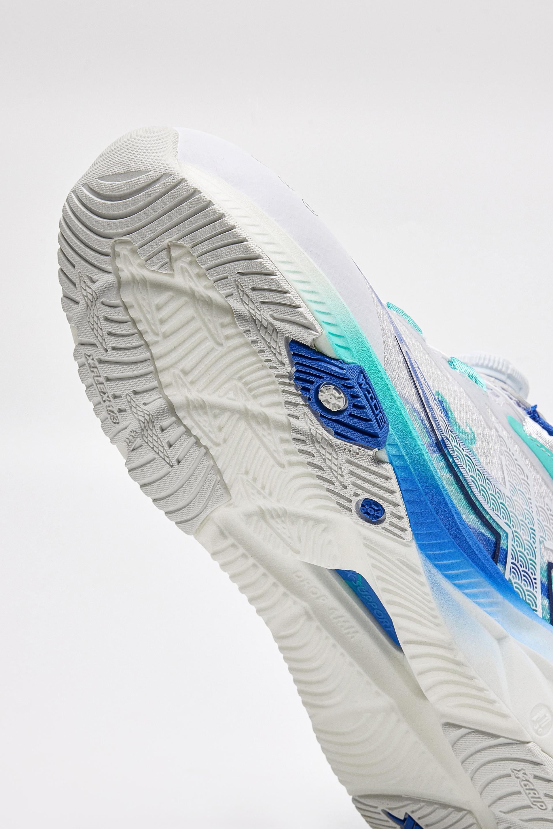 London Design Awards Winner - Healthy Stride A+ Running Shoes