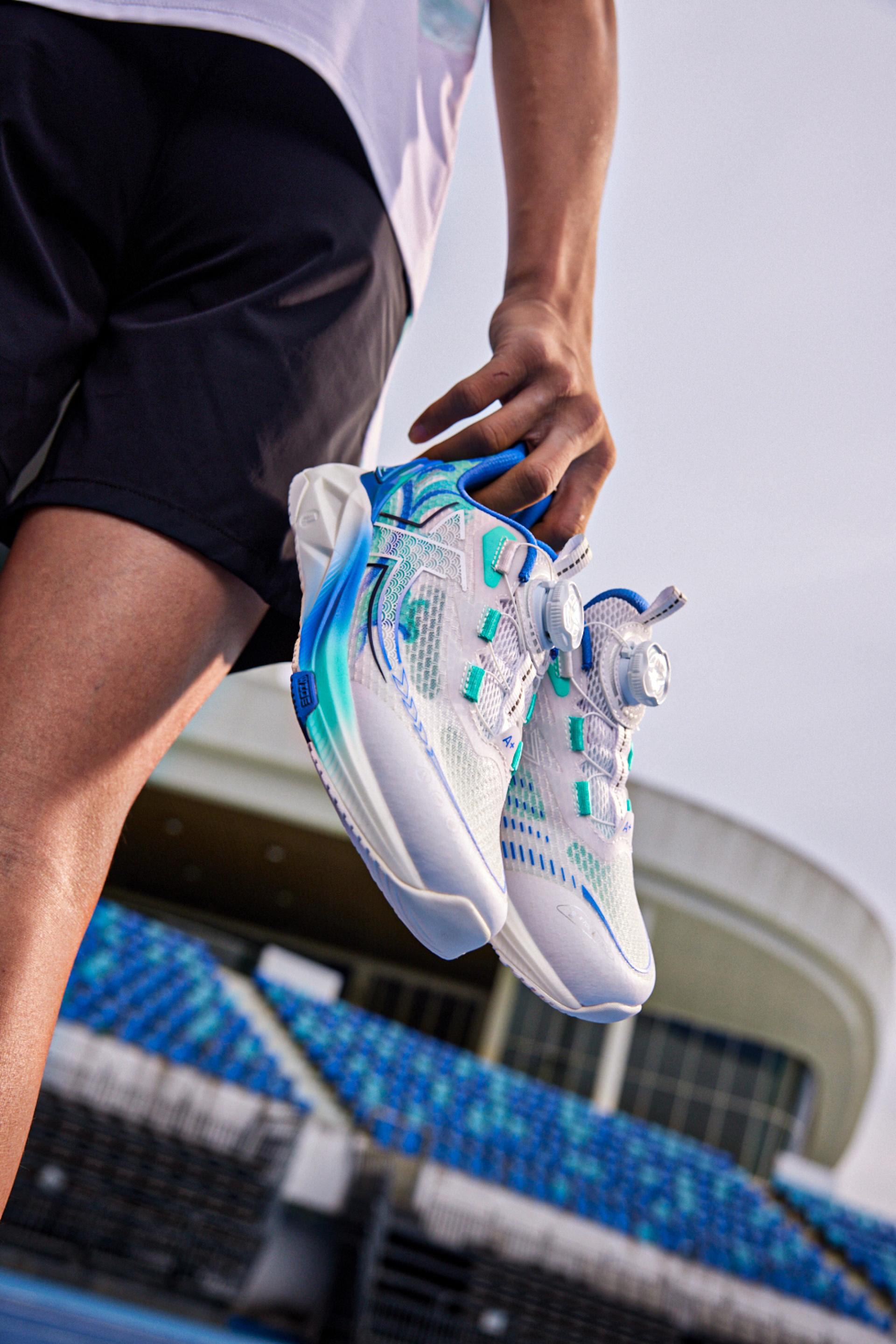 London Design Awards Winner - Healthy Stride A+ Running Shoes