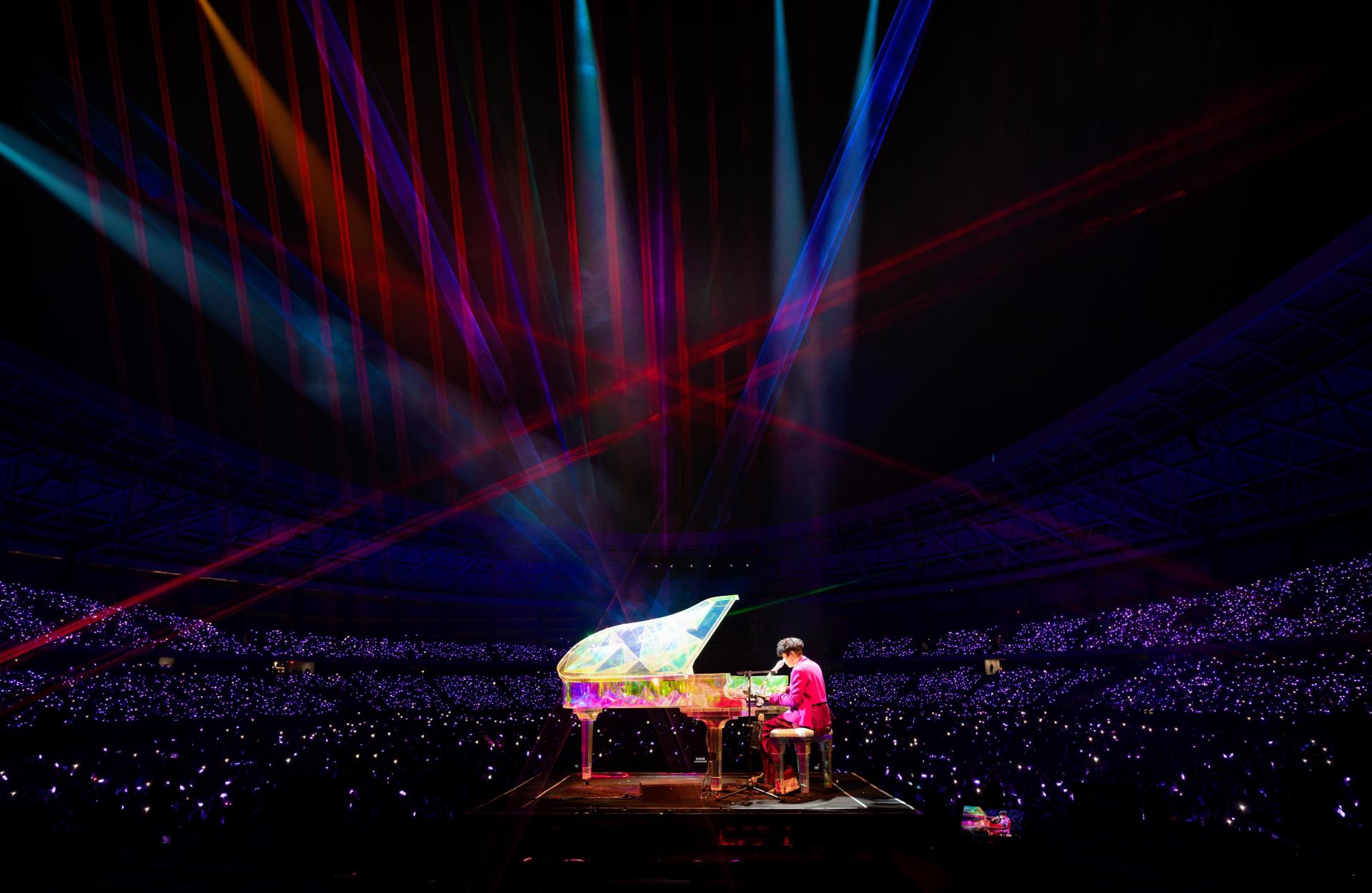 London Design Awards Winner - JJ Lin JJ20 World Tour