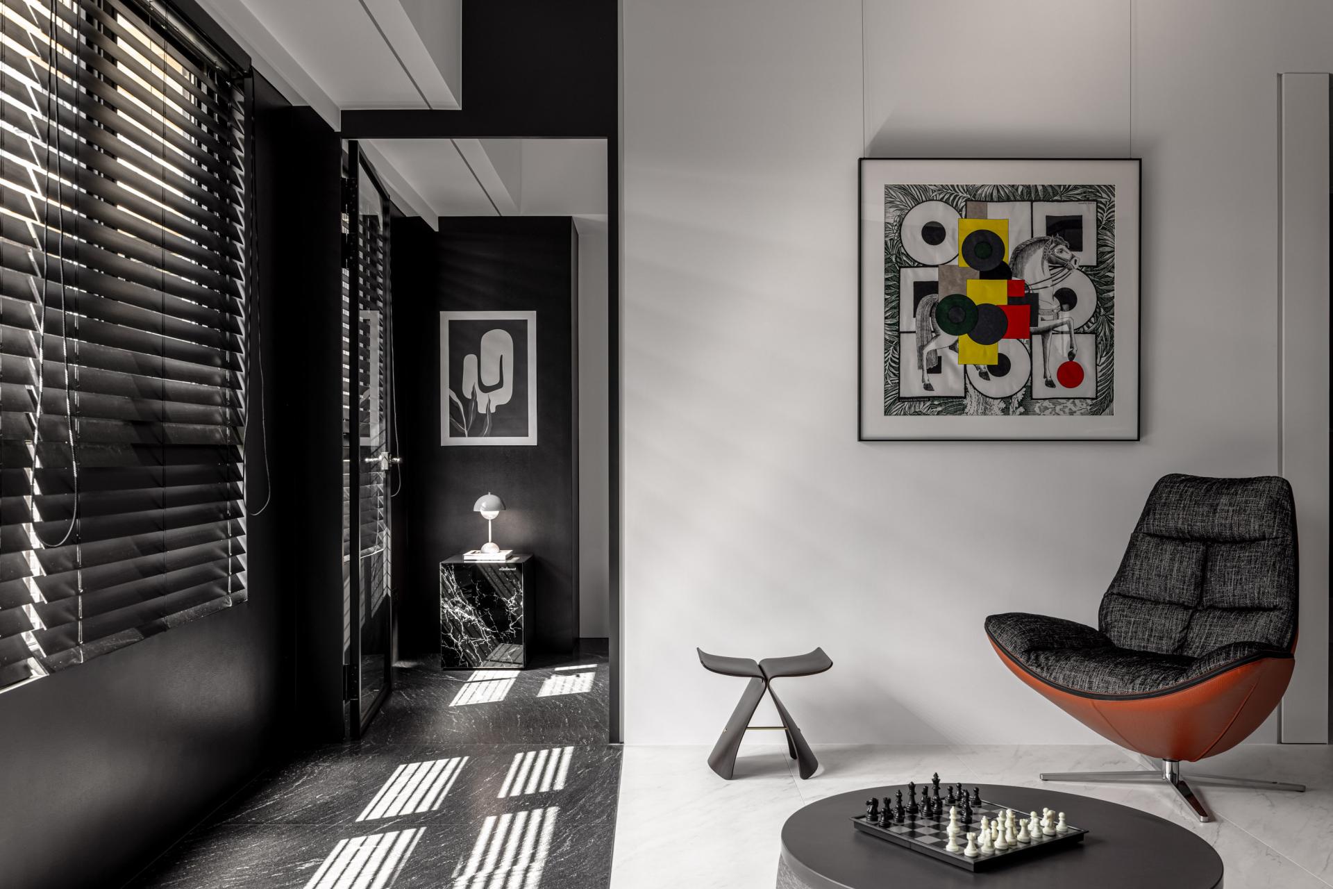 London Design Awards Winner - An Art Exhibition of Us