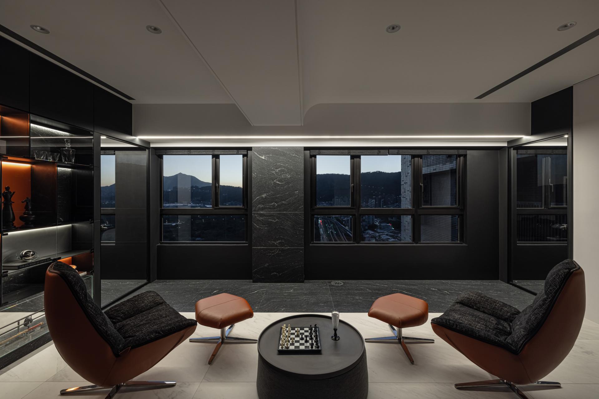 London Design Awards Winner - An Art Exhibition of Us