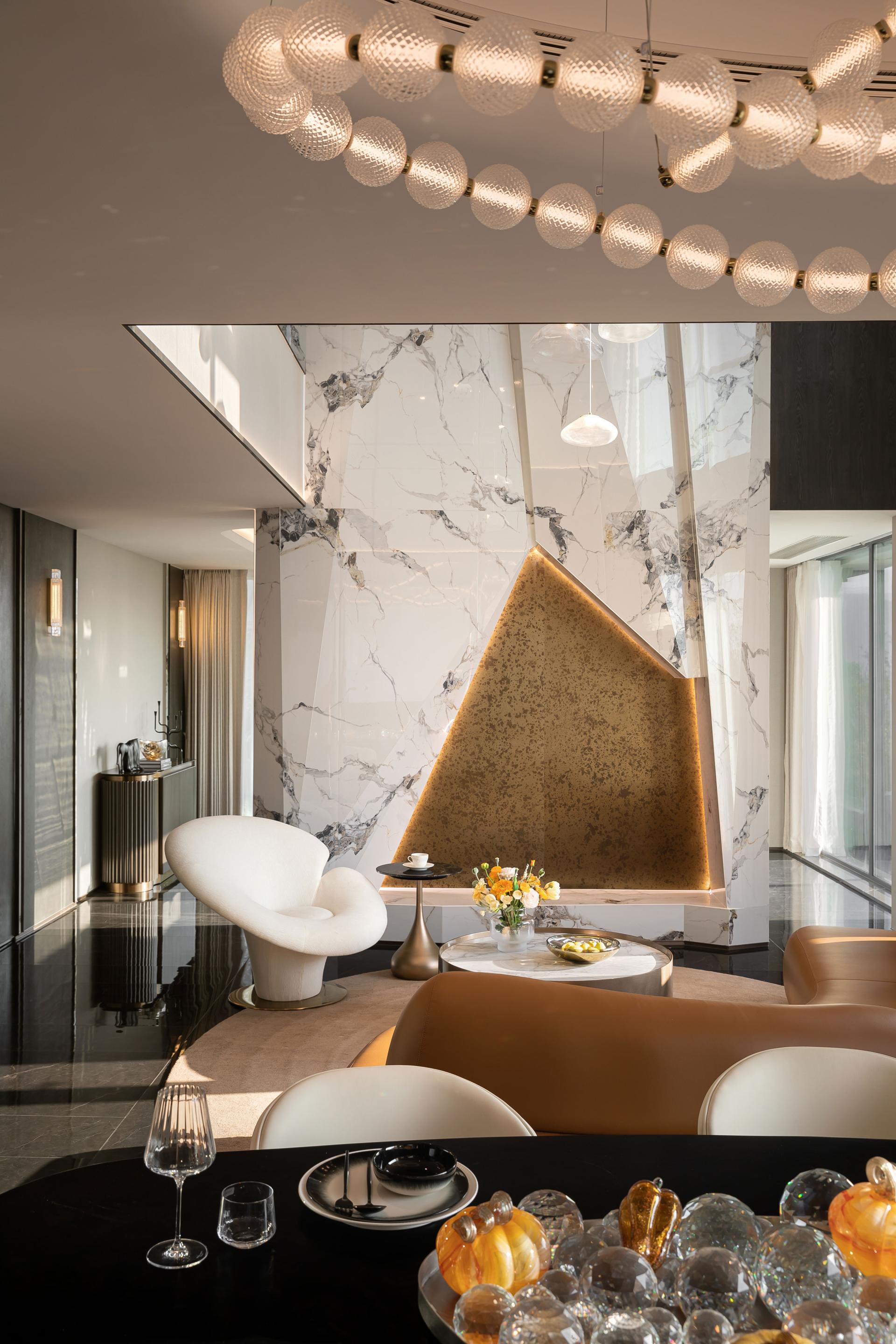 London Design Awards Winner - Wanrong Shengfeishanyu Bieshuyangbanjian