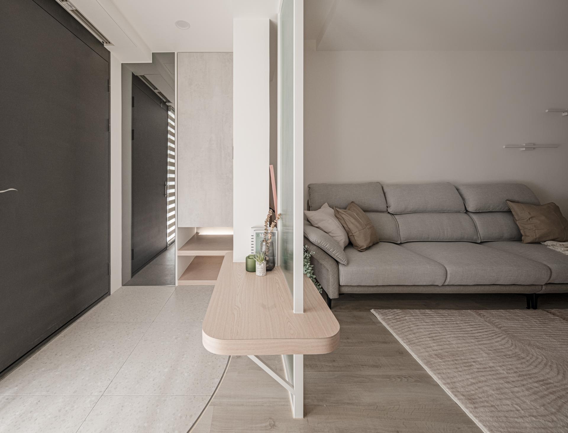 London Design Awards Winner - Luminescent Tranquility