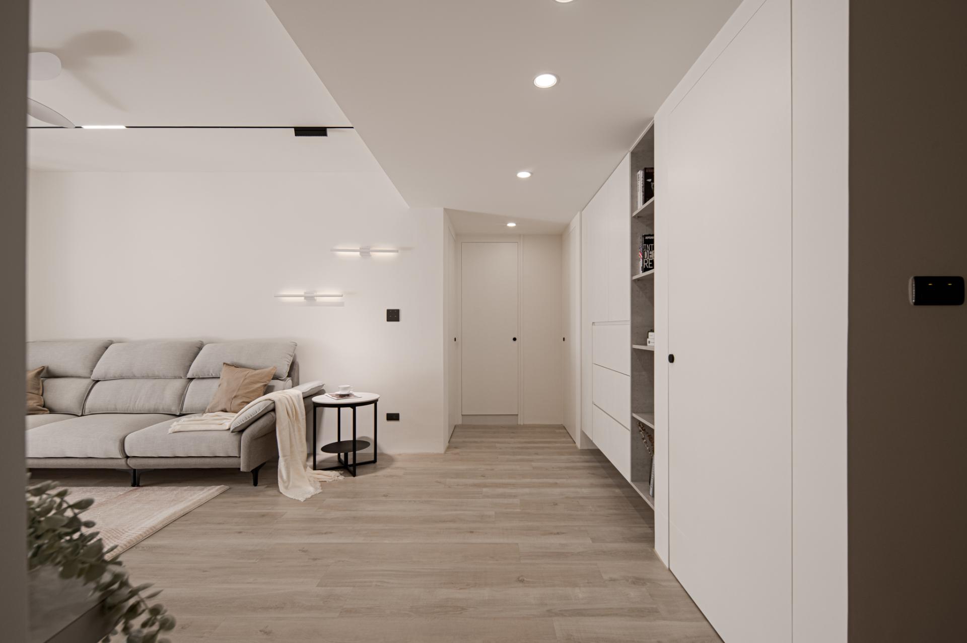 London Design Awards Winner - Luminescent Tranquility