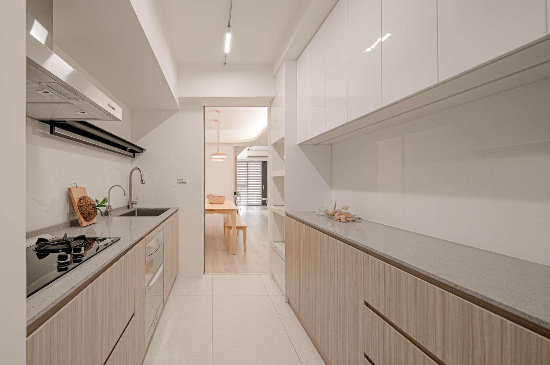 London Design Awards Winner - Luminescent Tranquility