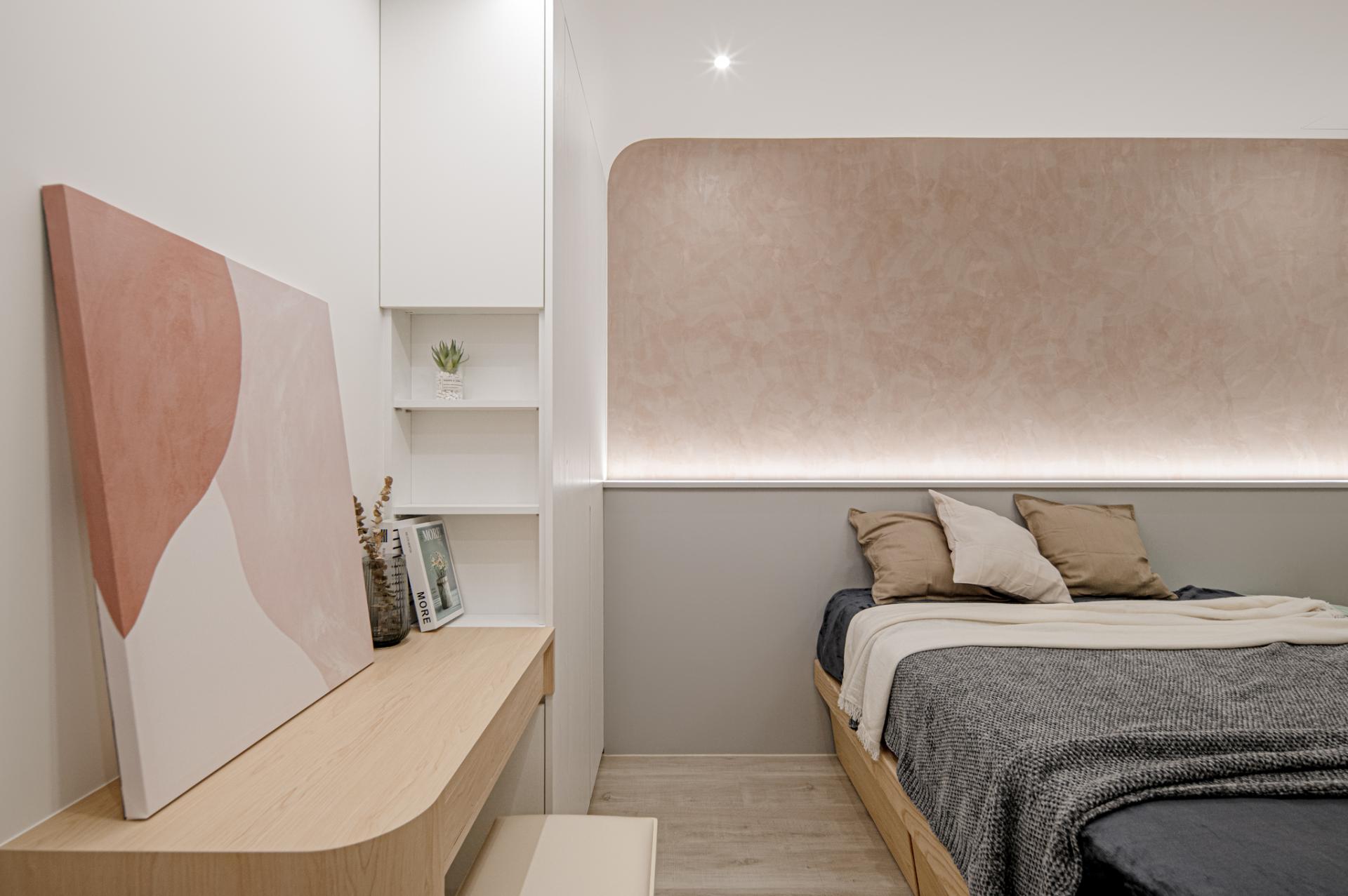 London Design Awards Winner - Luminescent Tranquility