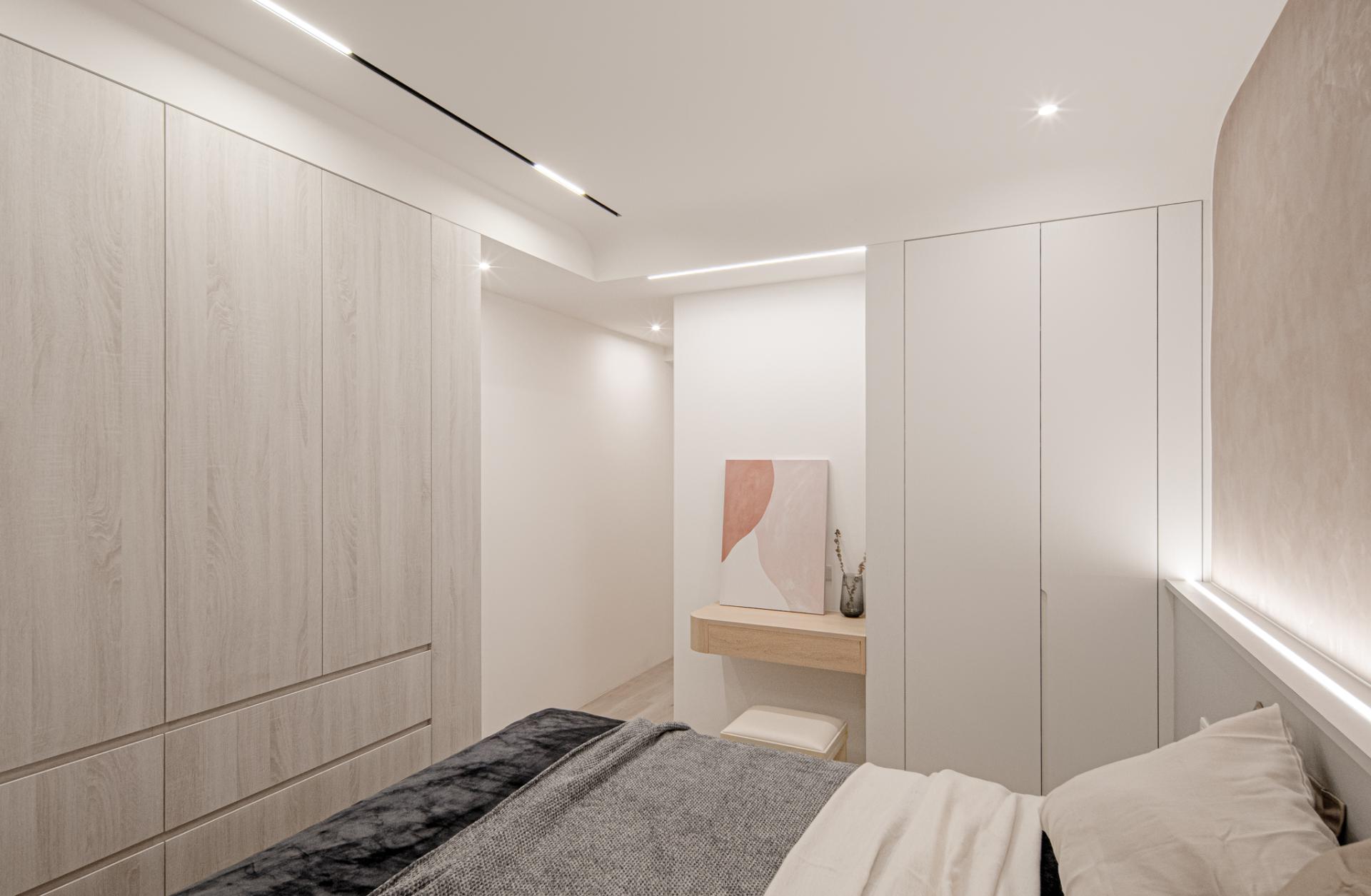 London Design Awards Winner - Luminescent Tranquility