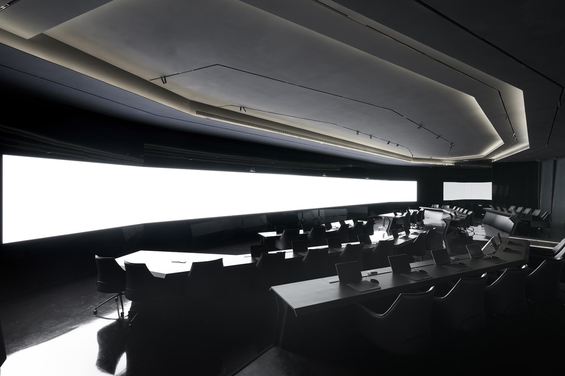 London Design Awards Winner - Illusion of Light