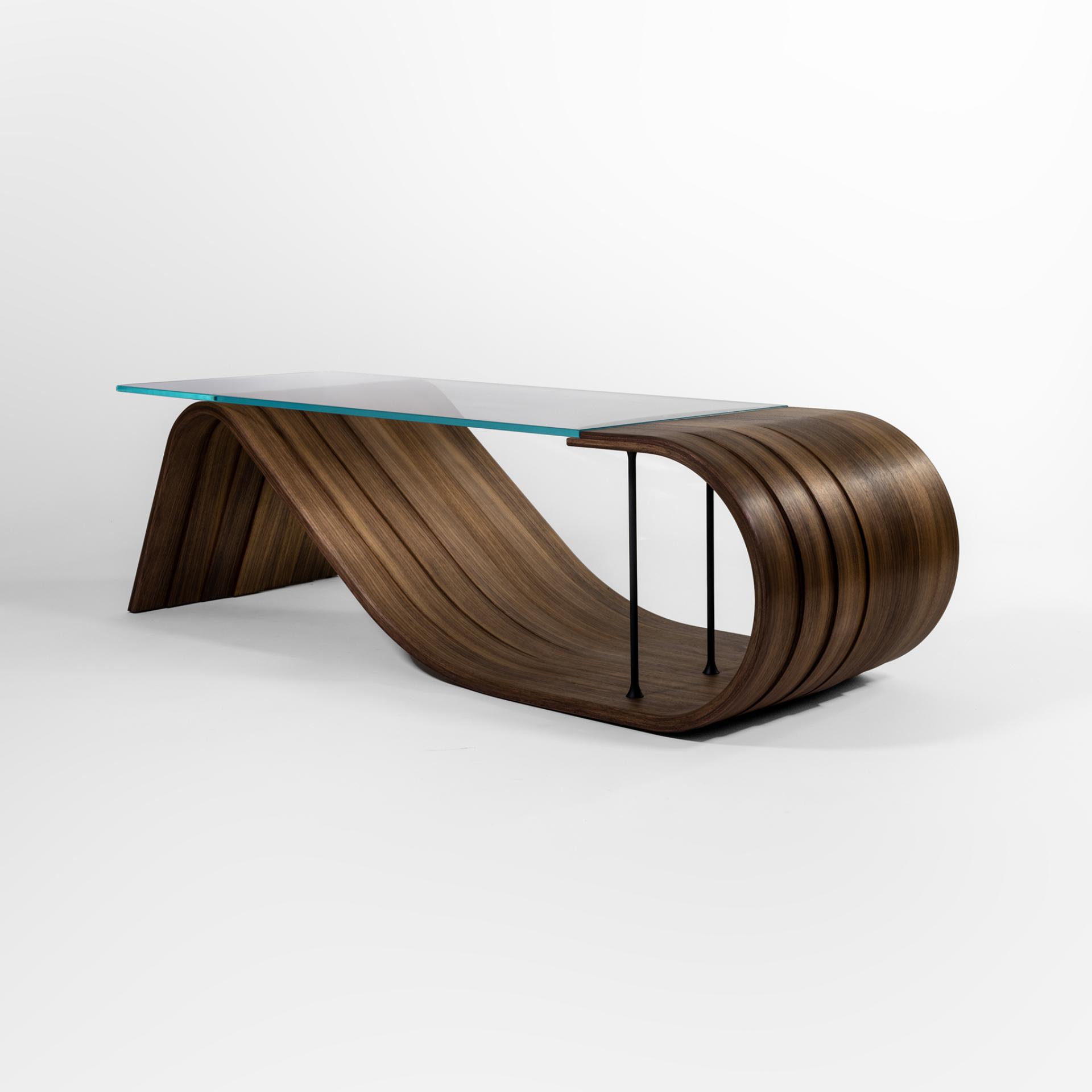 London Design Awards Winner - Kromme Table