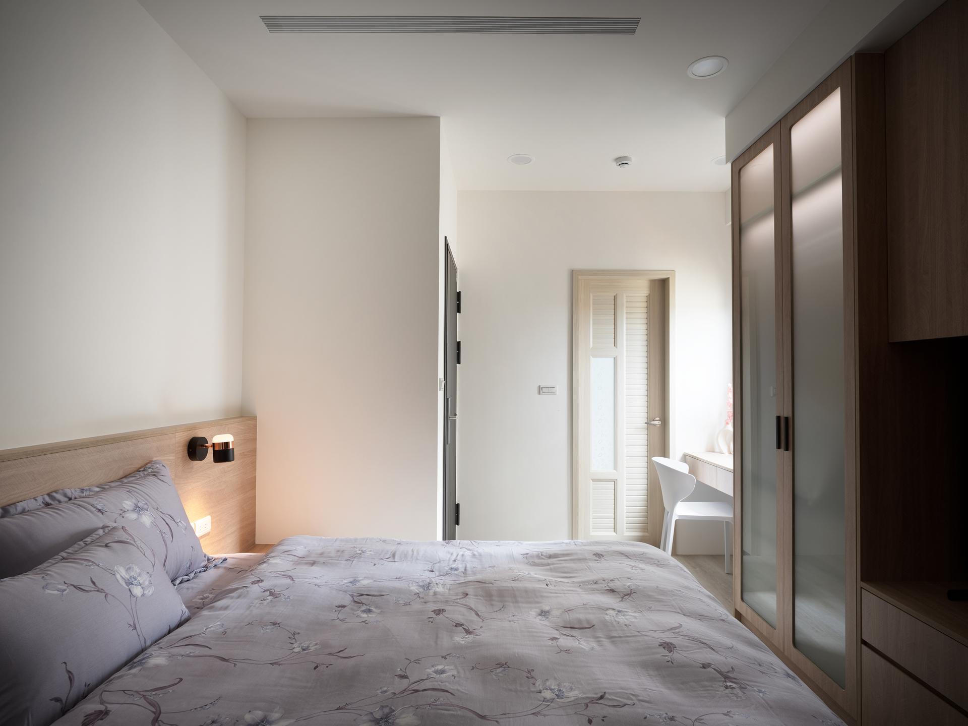 London Design Awards Winner - Jade Light