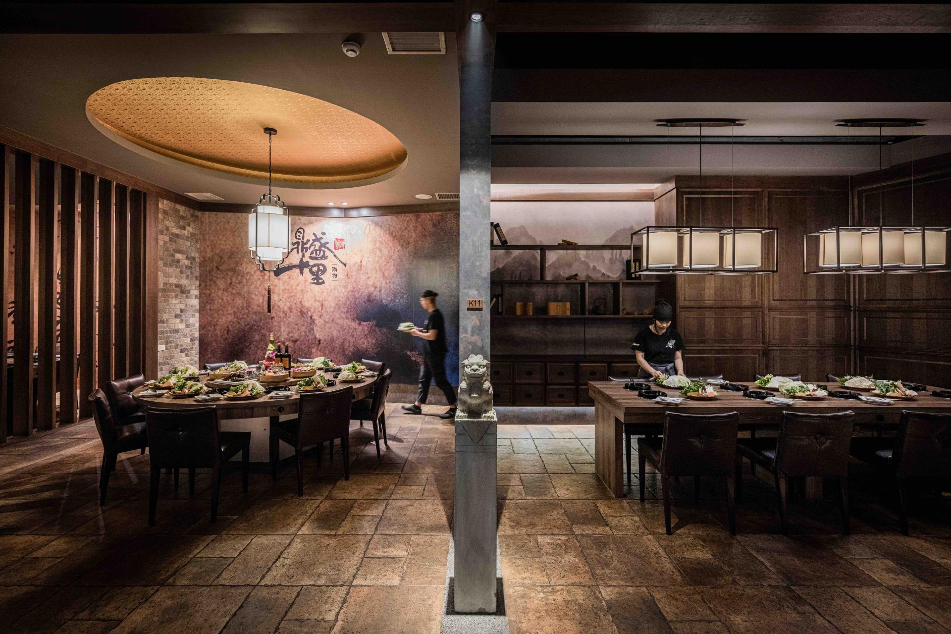 London Design Awards Winner - The Magnificent Ten Miles