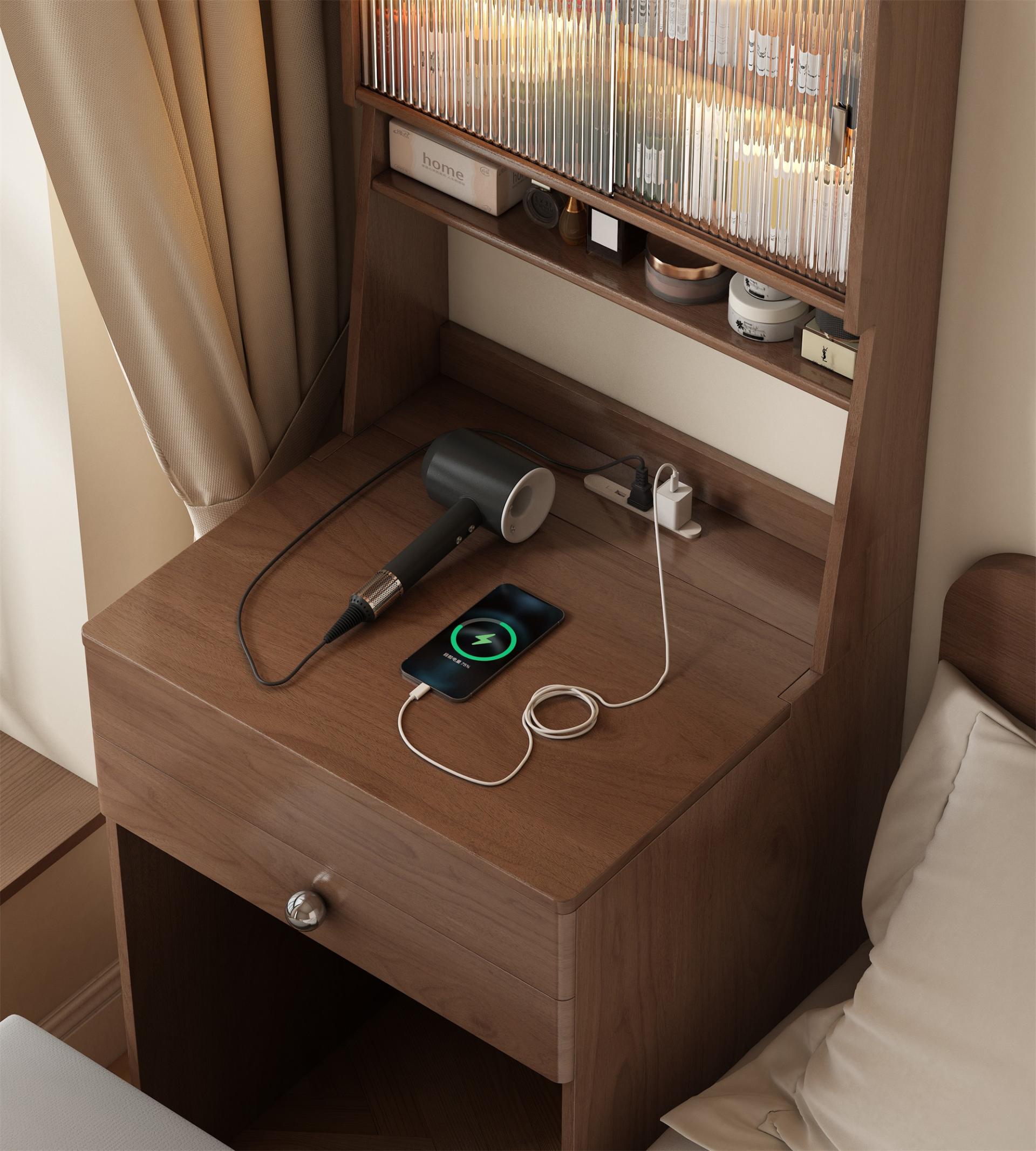 London Design Awards Winner - The Vanity Table