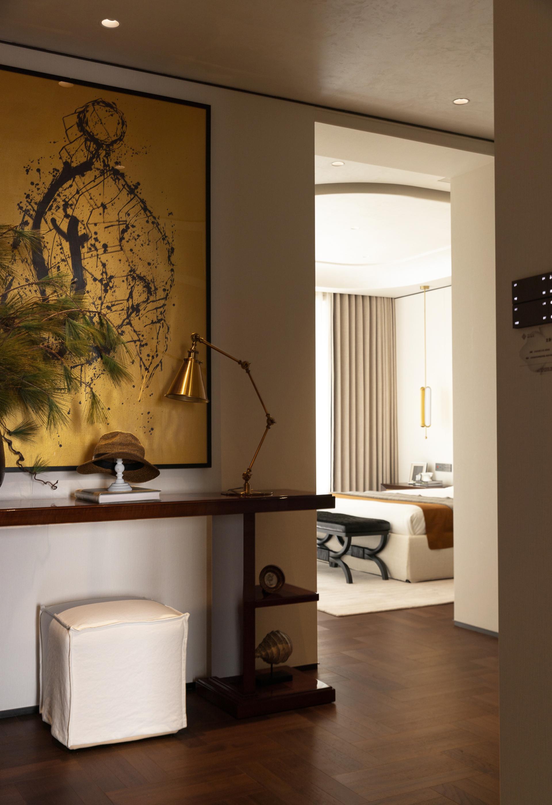 London Design Awards Winner - Xian Taiwei 190 Sample Room