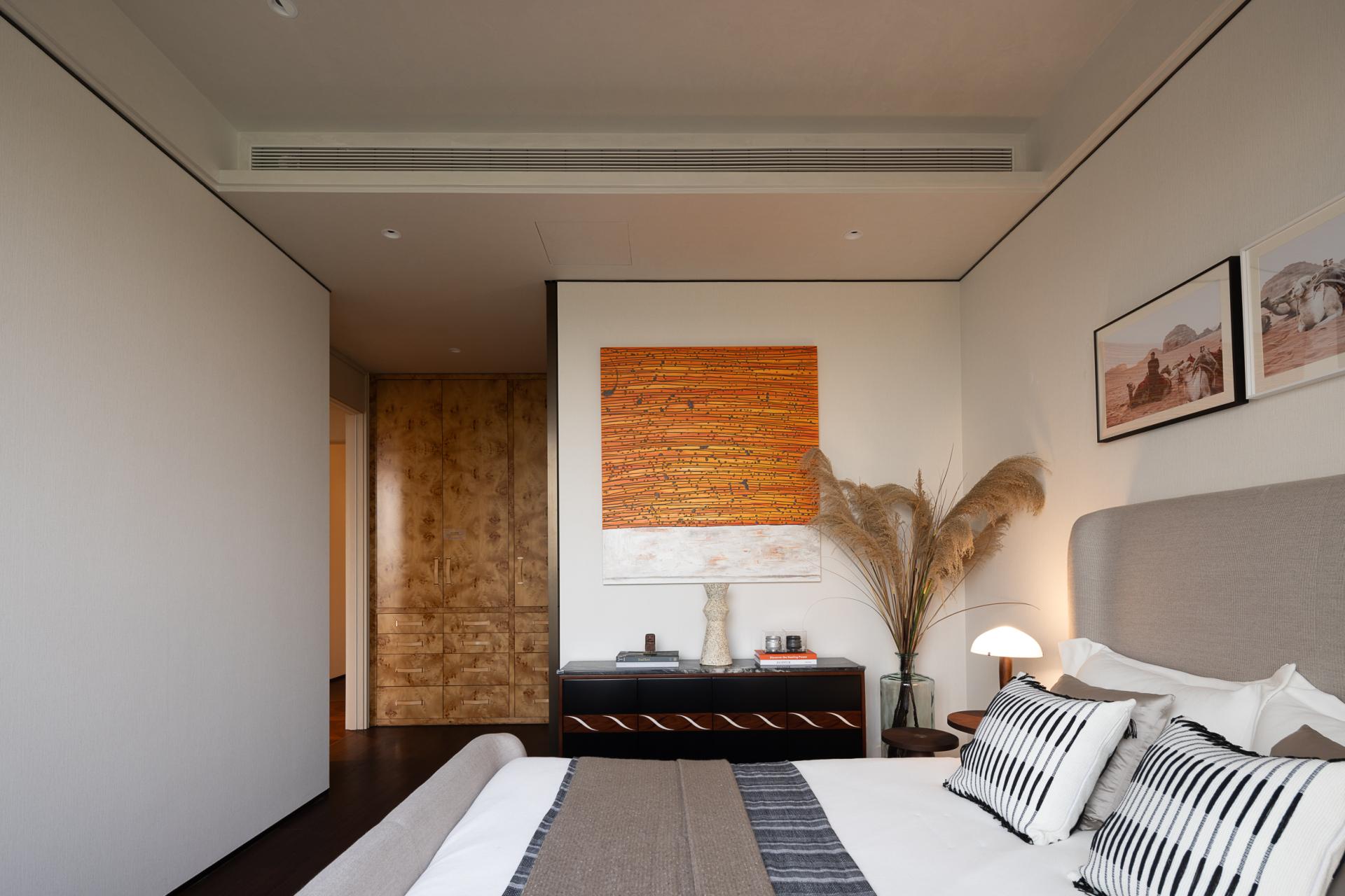 London Design Awards Winner - Xian Taiwei 190 Sample Room