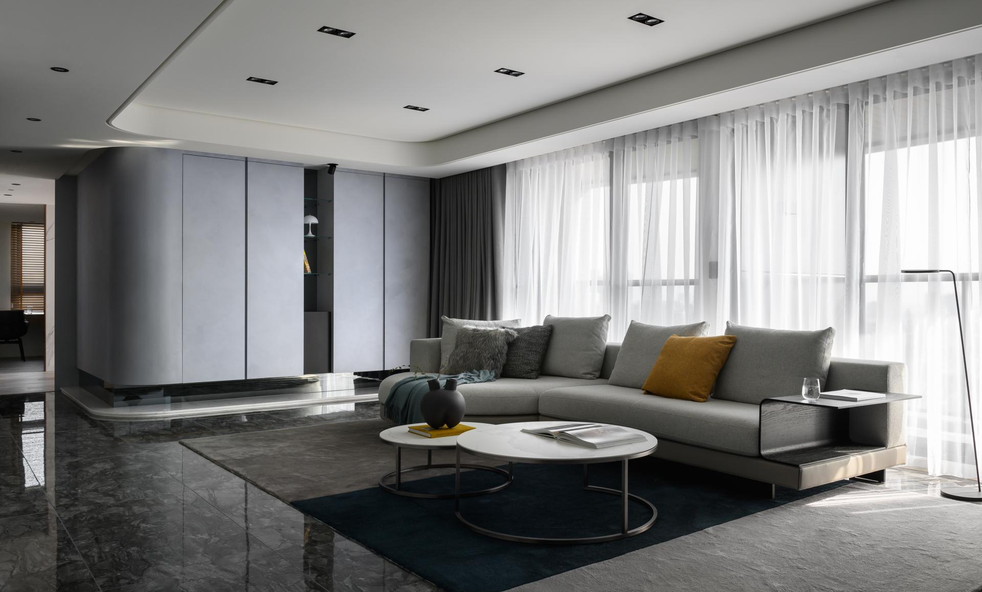London Design Awards Winner - Perpetual Revel