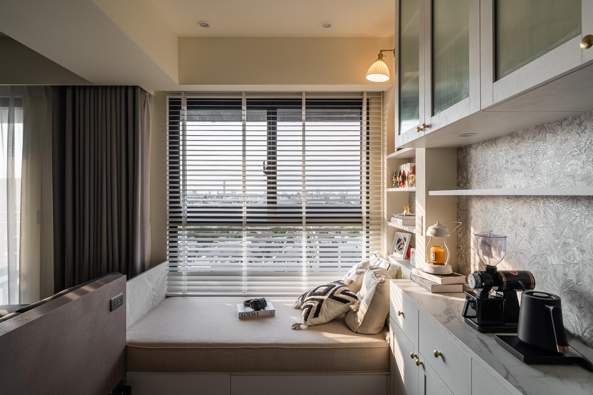 London Design Awards Winner -  Indigo Nook