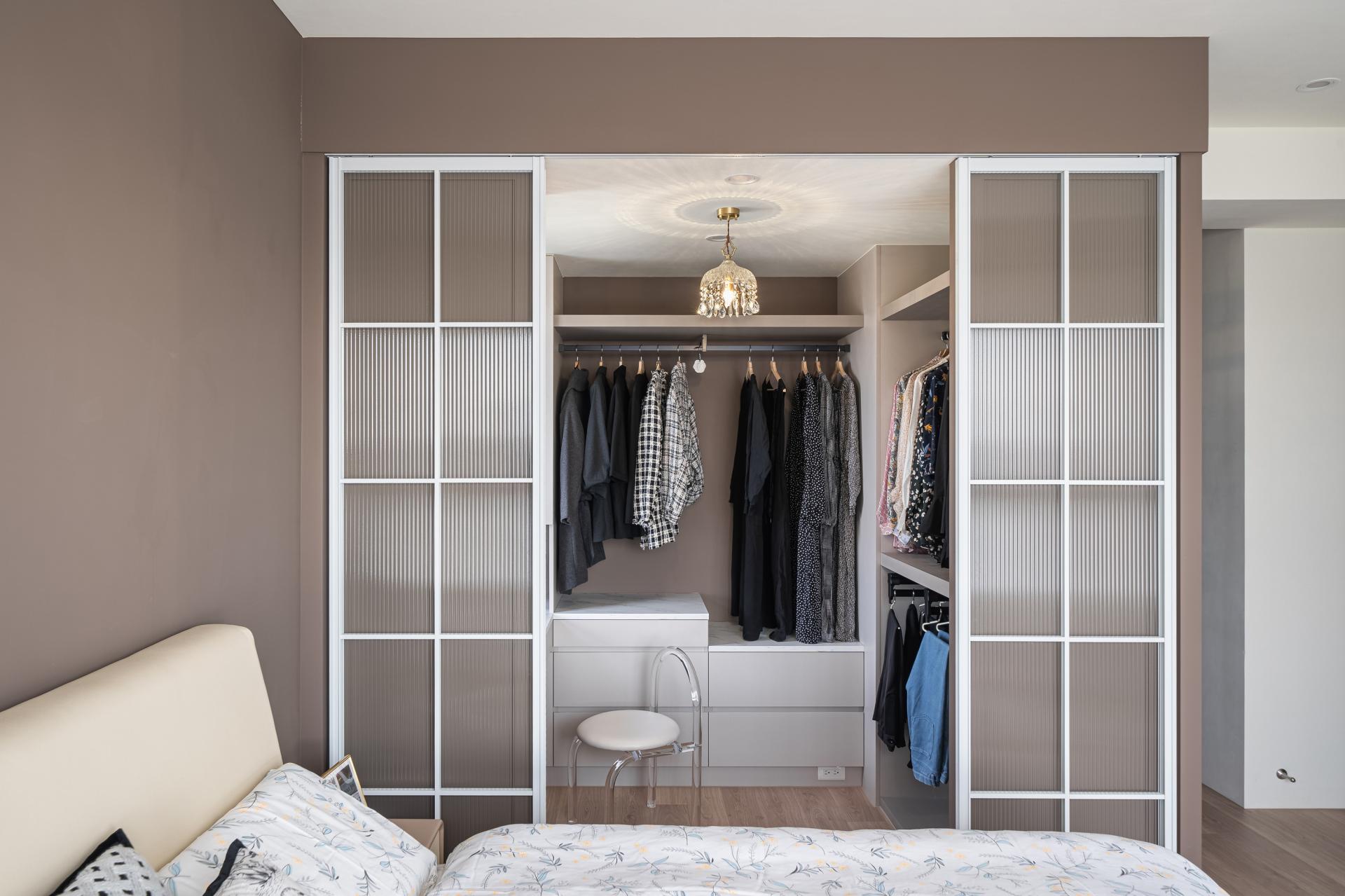 London Design Awards Winner -  Indigo Nook