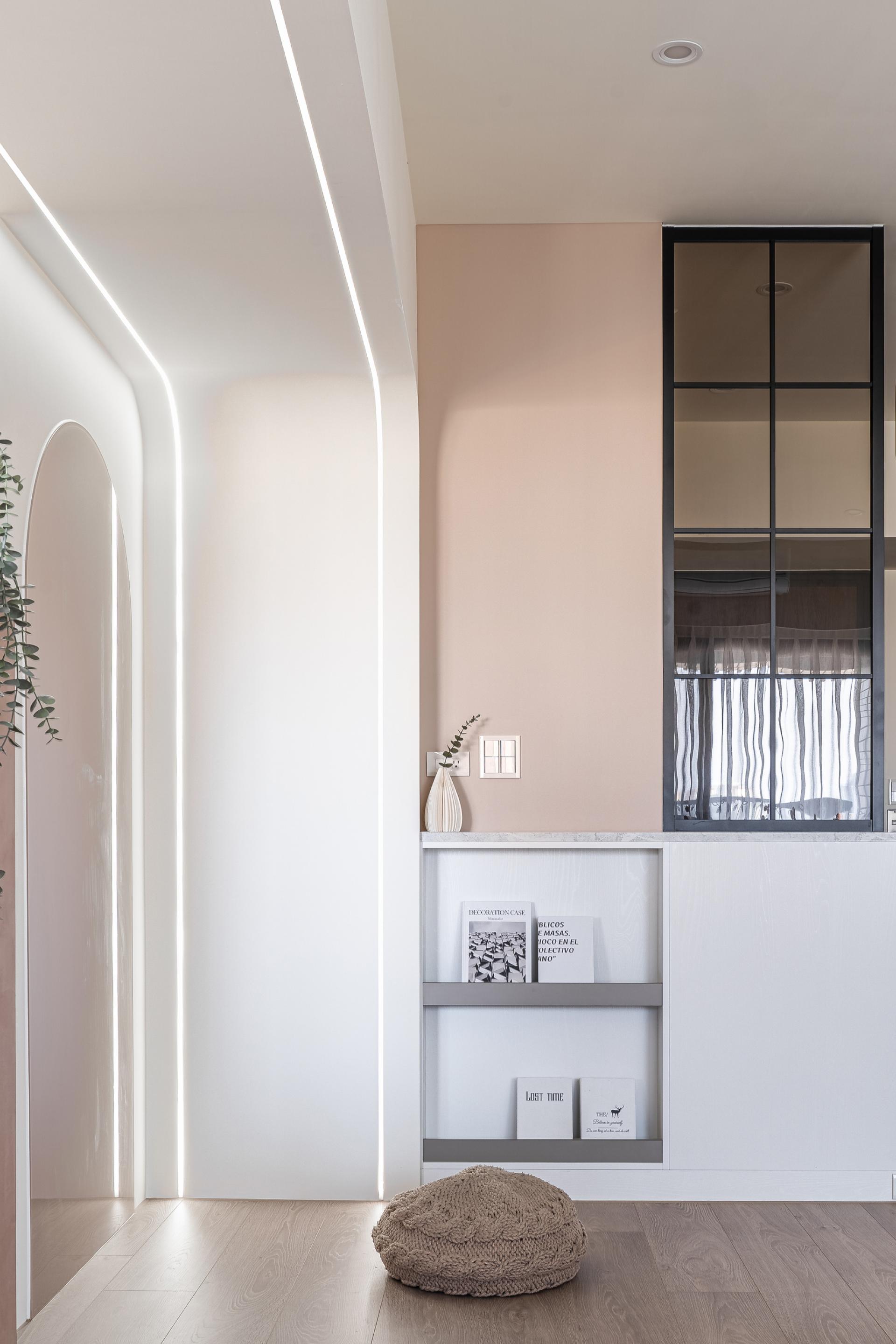London Design Awards Winner - Blush Nest