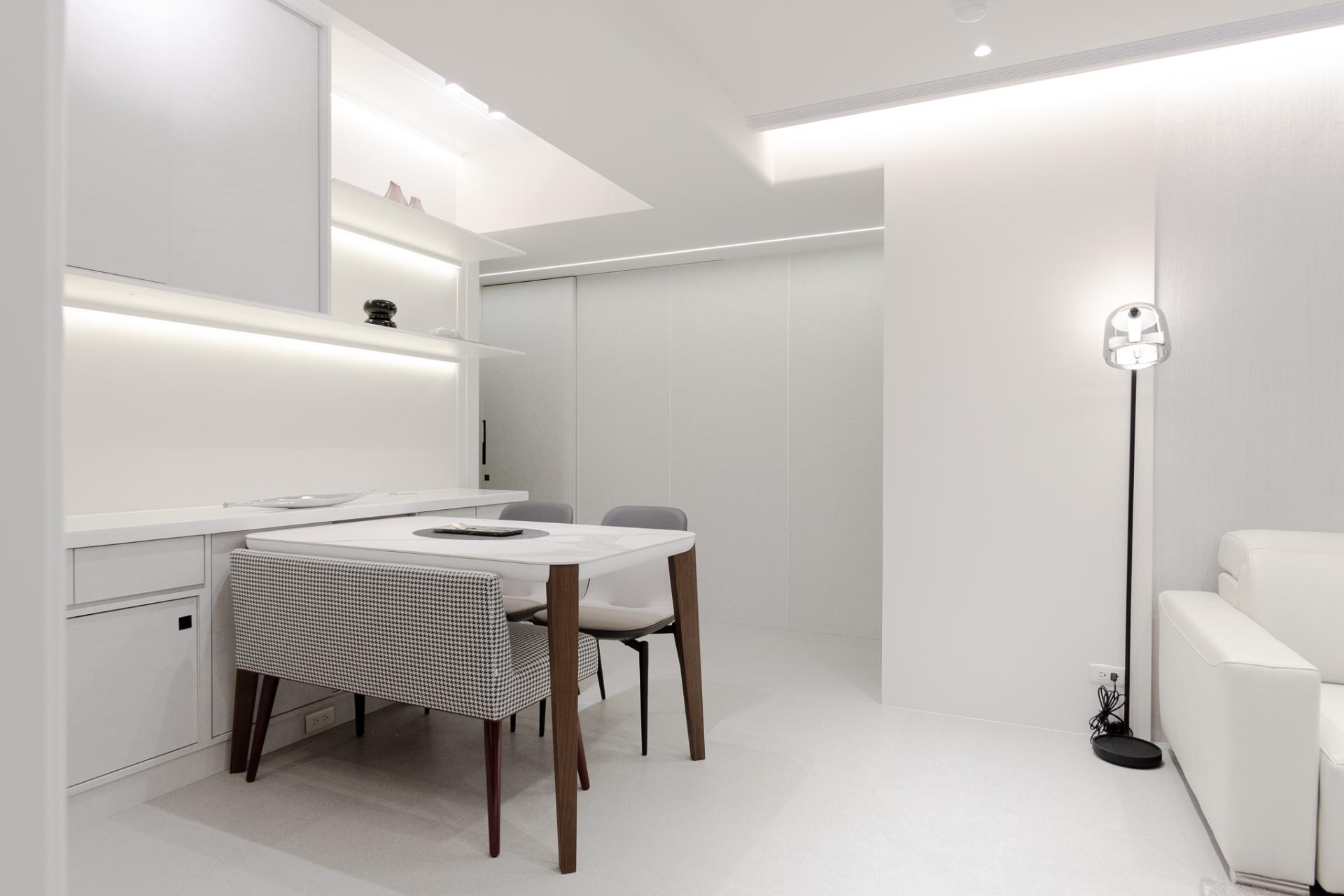 London Design Awards Winner - The Art of Life's Blank Spaces: A Serene Interplay of Light