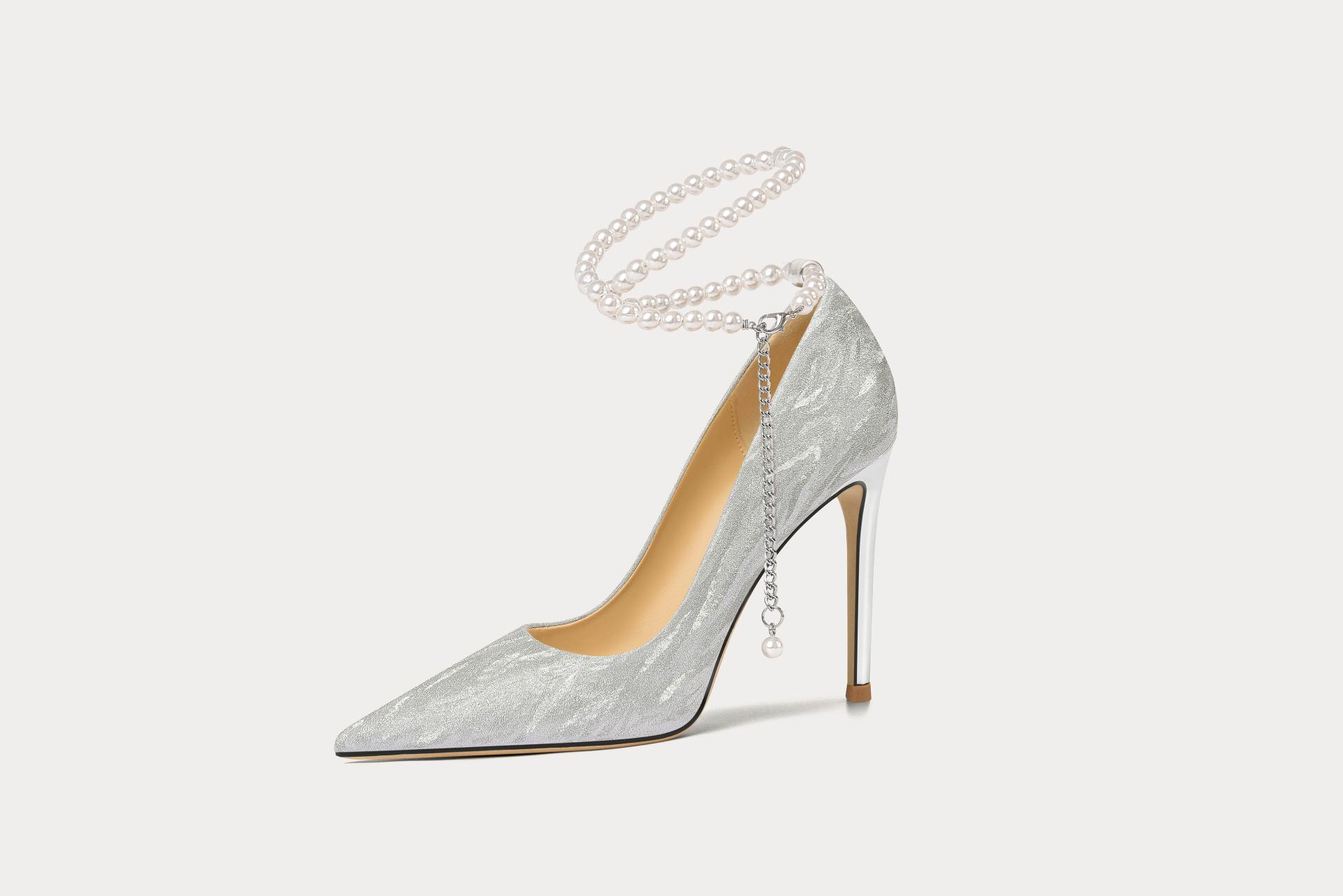 London Design Awards Winner - Nian Nian Bu Wang High Heels