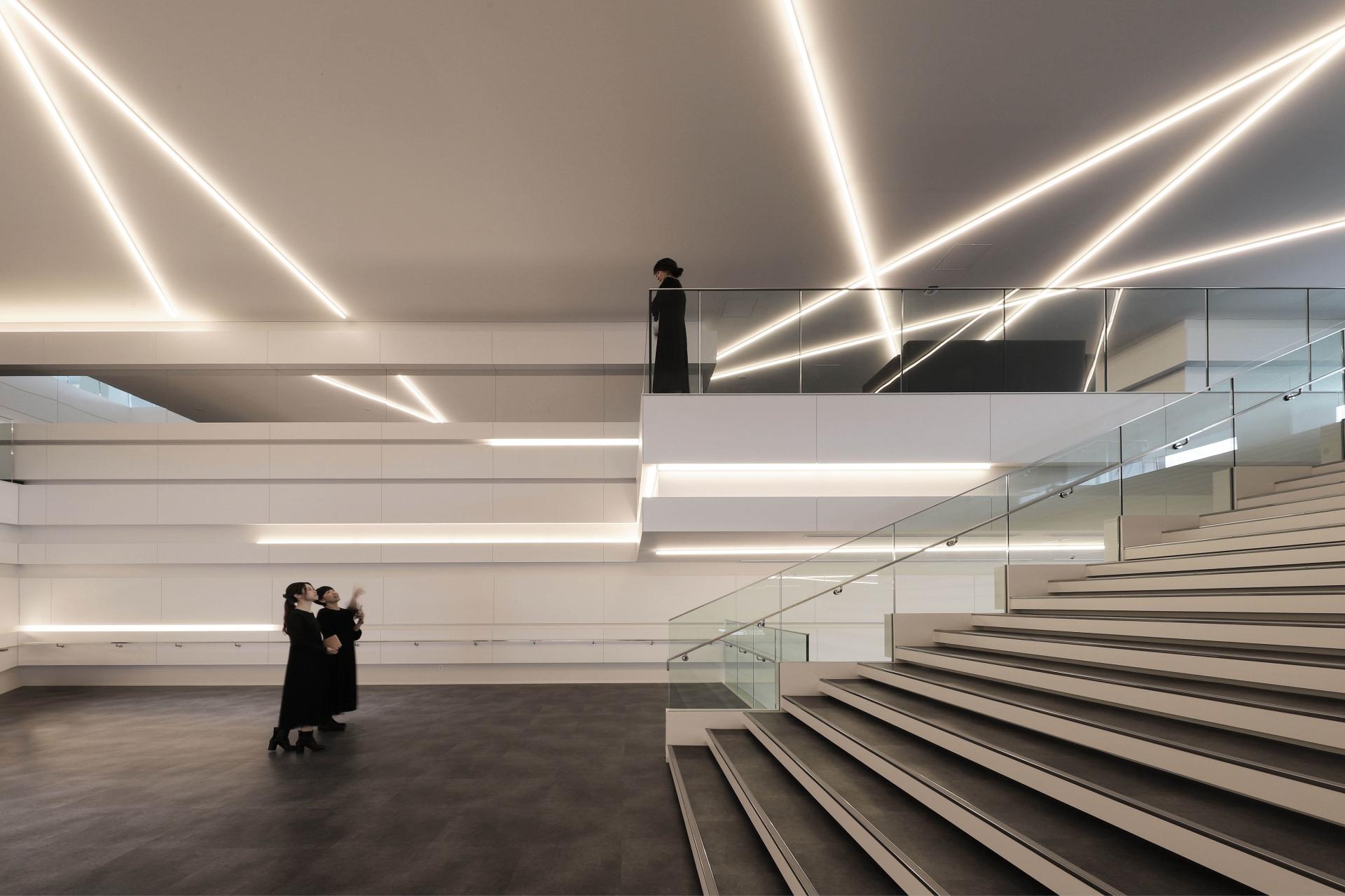 London Design Awards Winner - DAISHINKU CORP. HEADQUARTERS AND PLANT