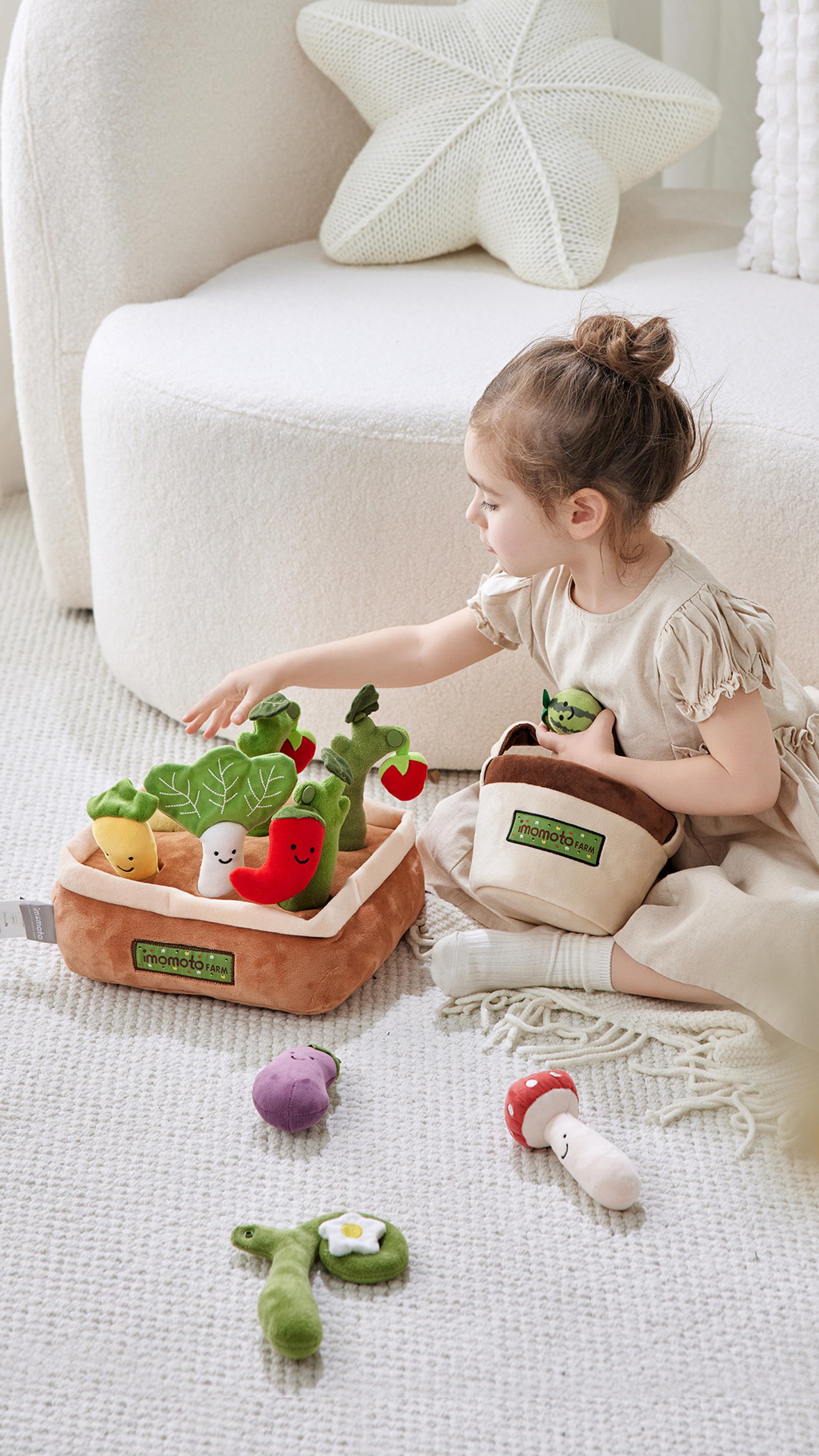 London Design Awards Winner - Plush Carrots Pulling in Fruit and Vegetable Farm