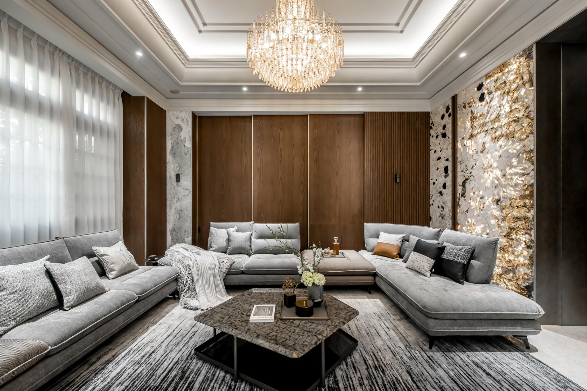 London Design Awards Winner - Luxuriant Artistic Realm