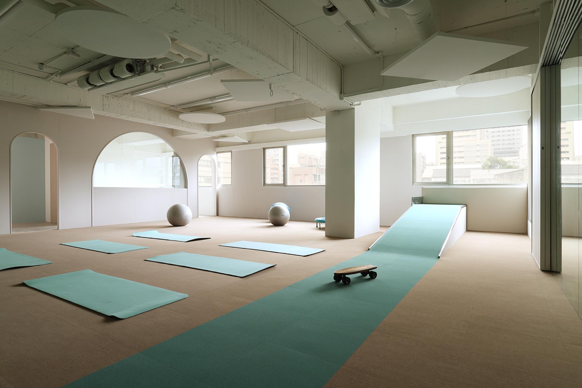 London Design Awards Winner - QEEG Brain School