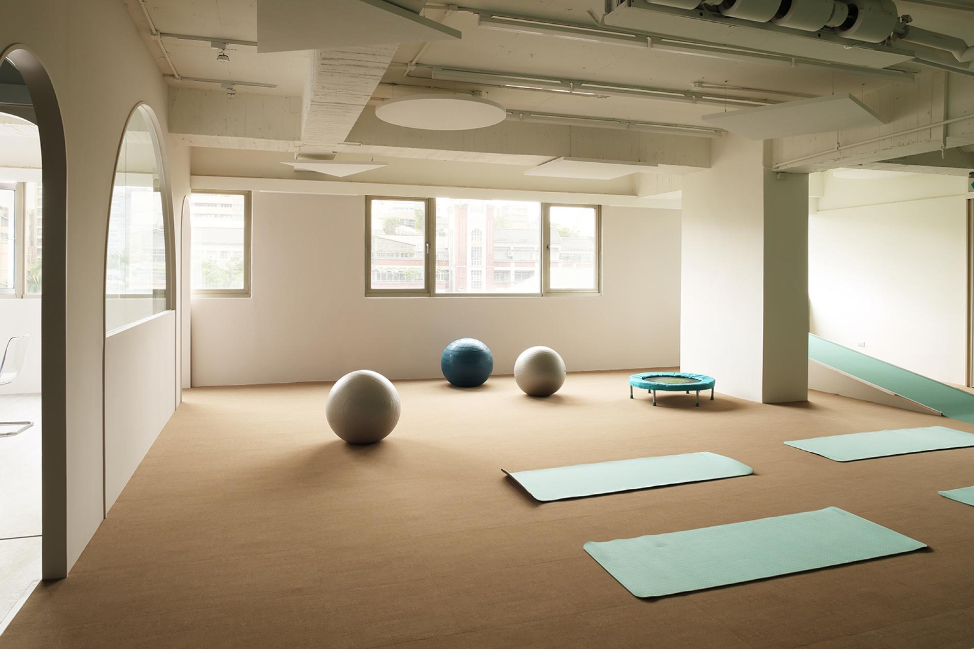 London Design Awards Winner - QEEG Brain School