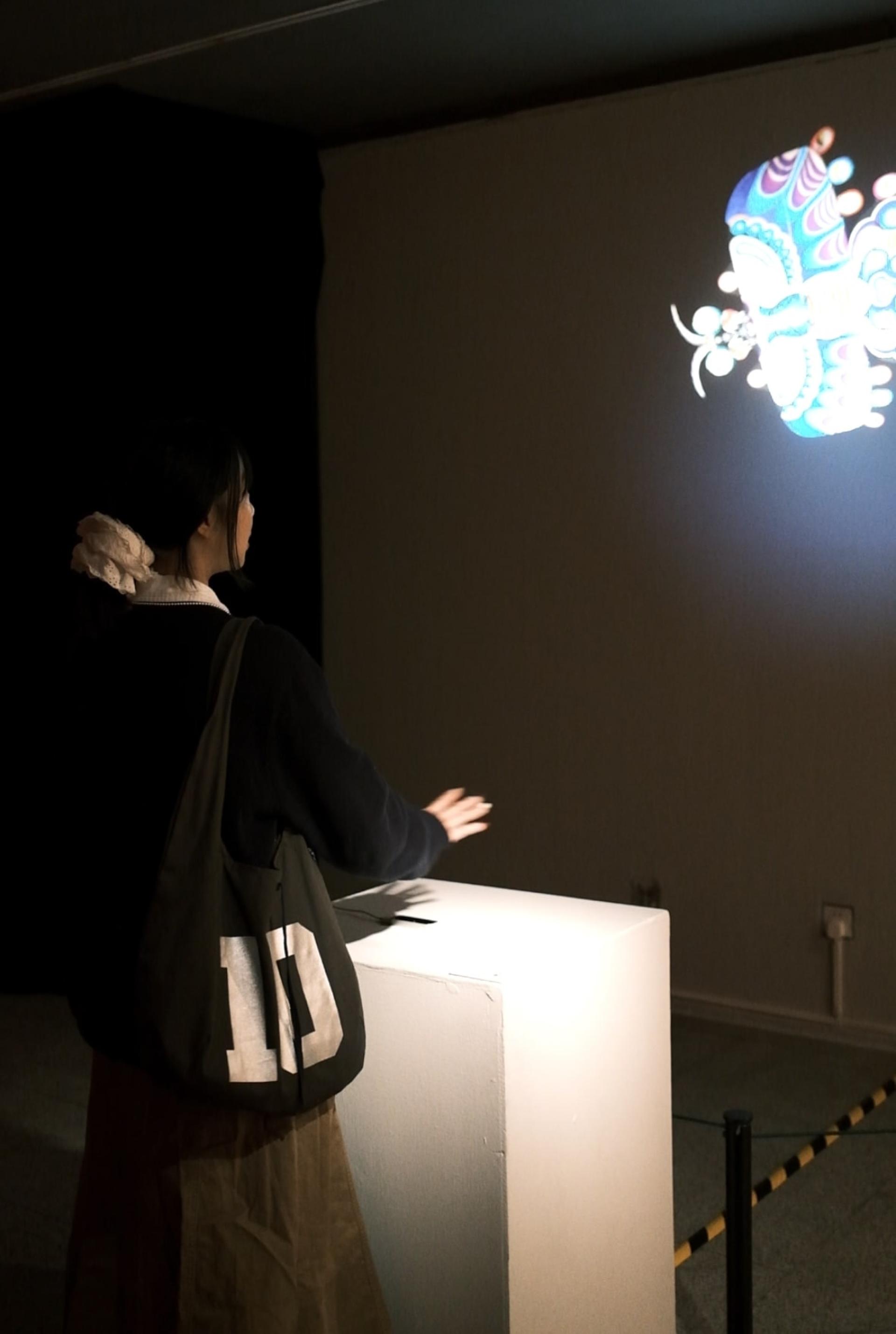 London Design Awards Winner - The Dance of a Kite｜An Interactive Awakening (玩趣·交互蝶代)