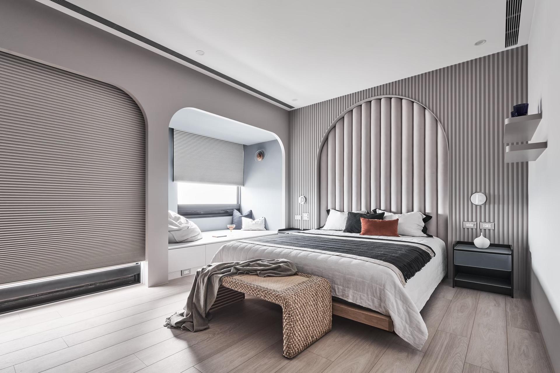 London Design Awards Winner - Vin Rouge