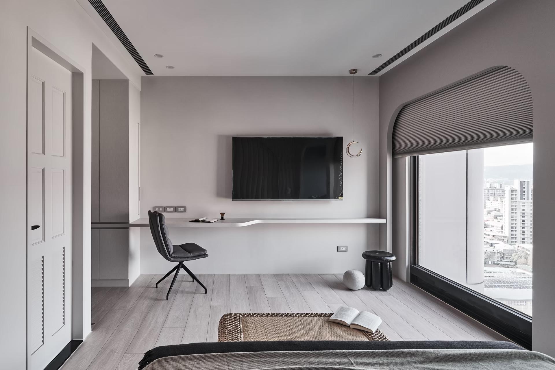 London Design Awards Winner - Vin Rouge